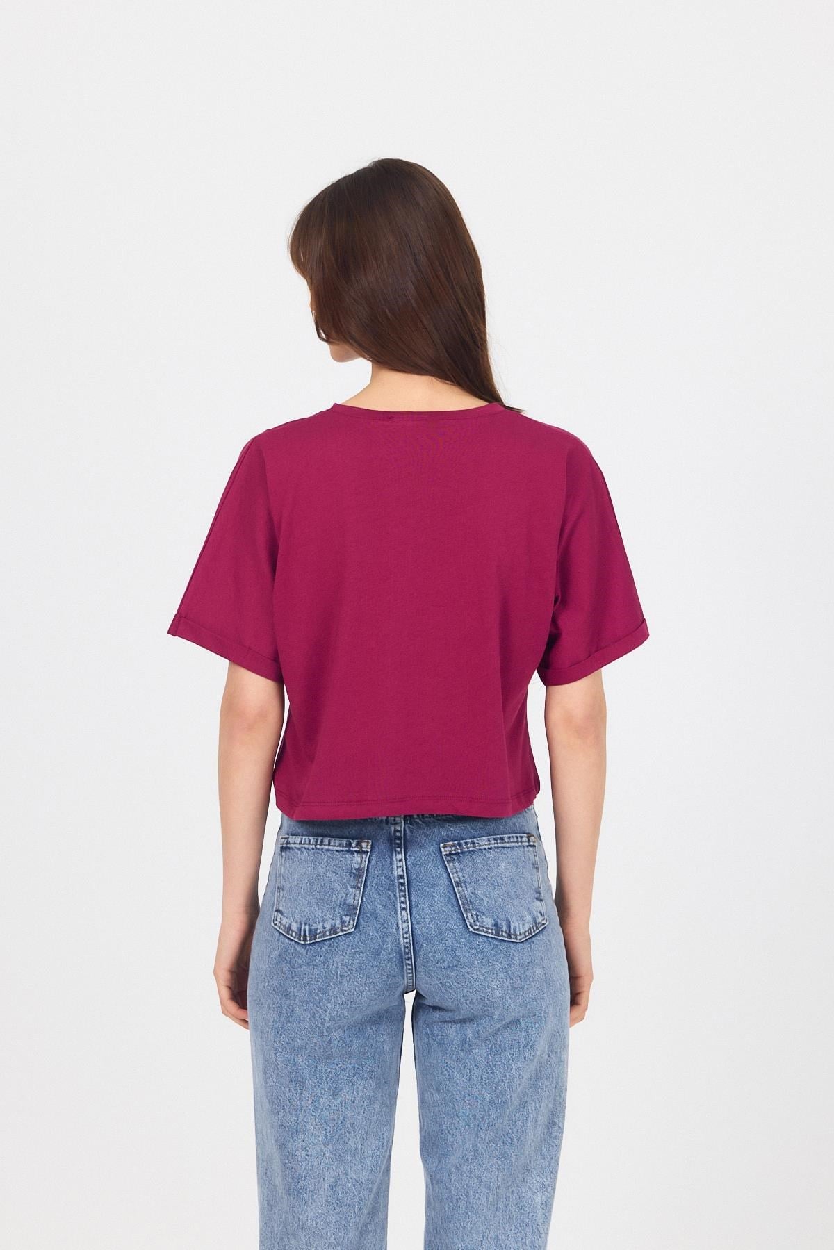 Bordo Cep Detaylı Bisiklet Yaka Crop Tişört 2136M