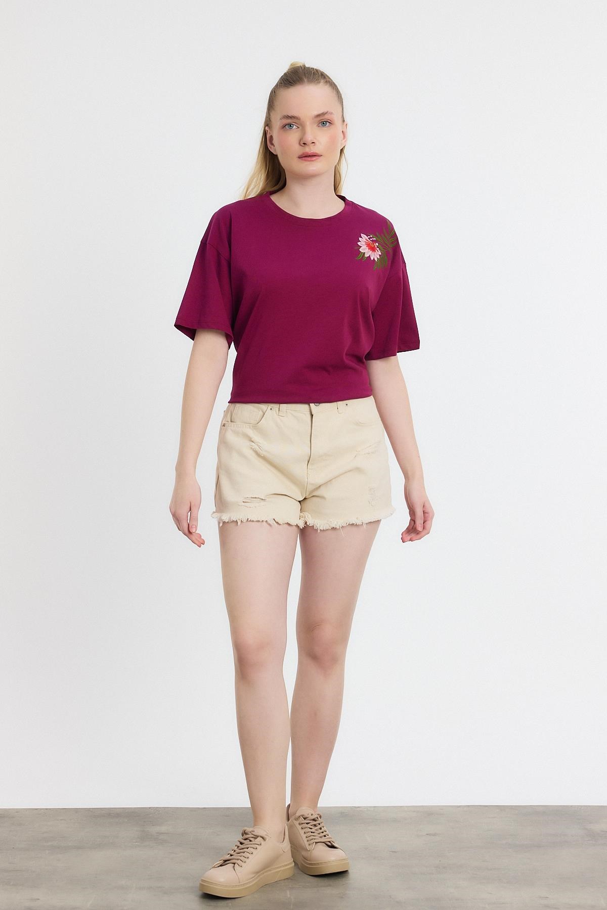 Bordo Çiçek Nakışlı Tişört 2150-21M