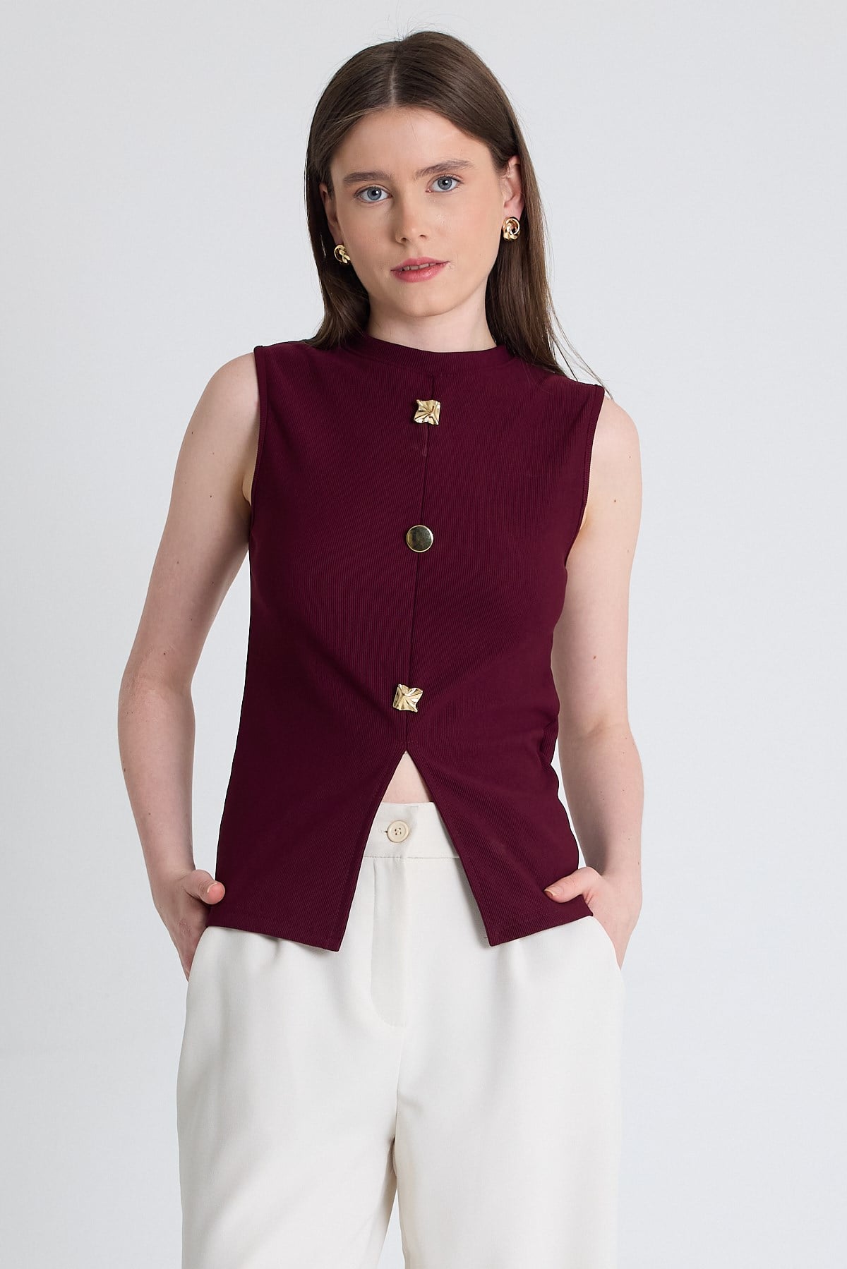 Bordo Gold Düğme Detaylı Kolsuz Bluz 2203