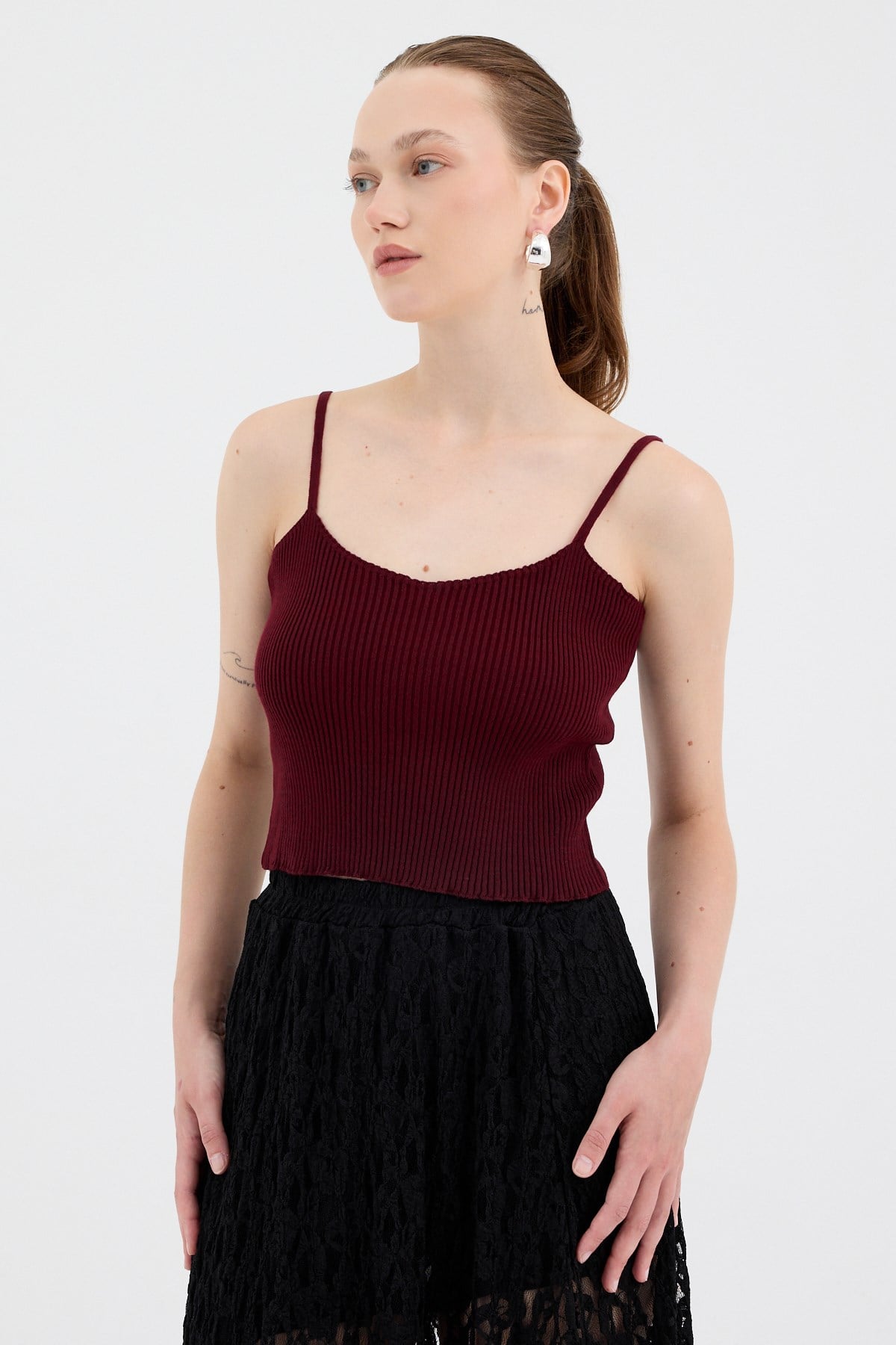 Bordo Ön Bağlamalı Triko Hırka ve Askılı Bluz Takımı 7360