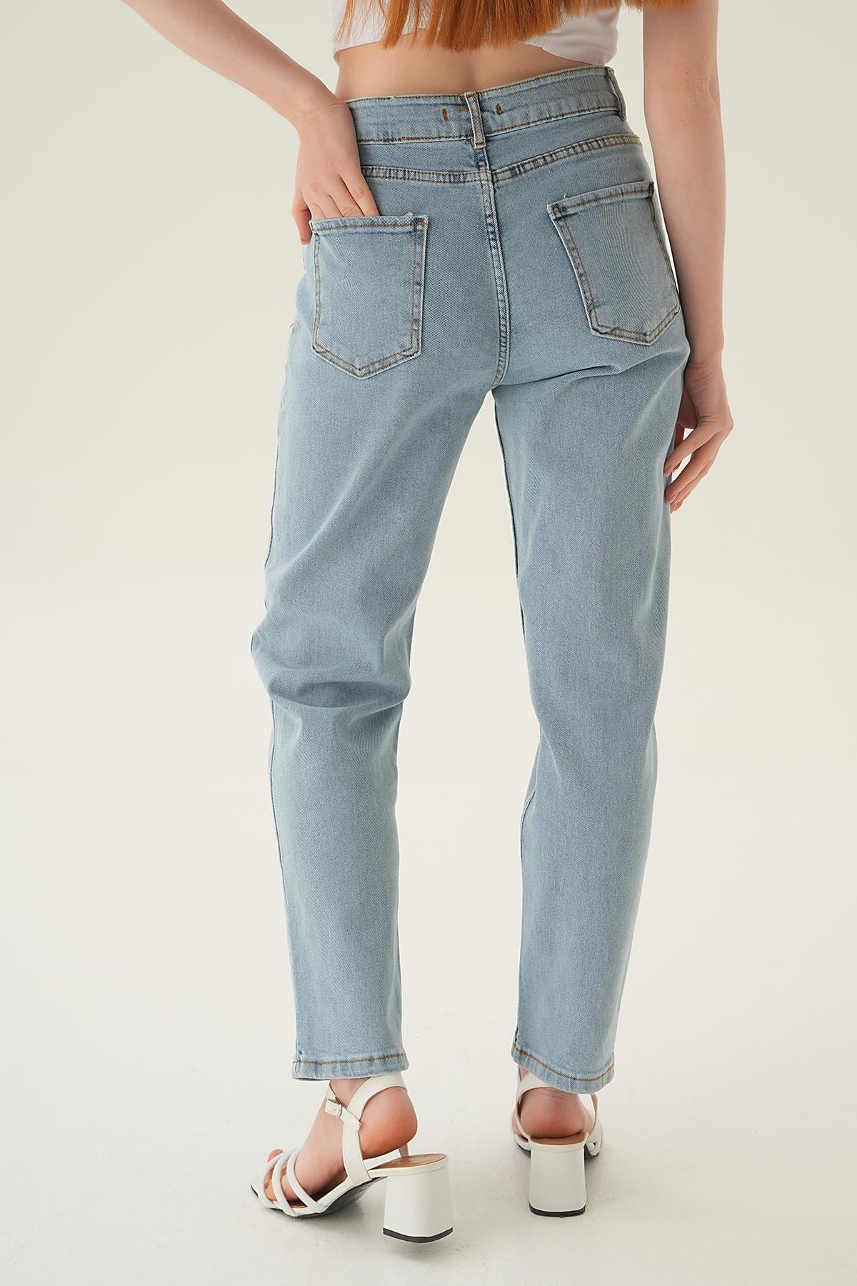Buz Taş Detay Mom Jean 11132