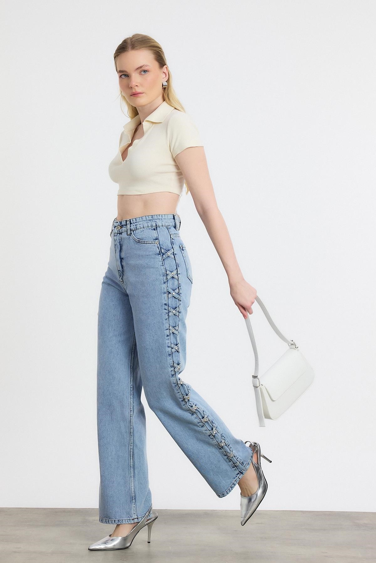 Buzkar Yanı Çapraz Köprülü Taşlı Jean 11139
