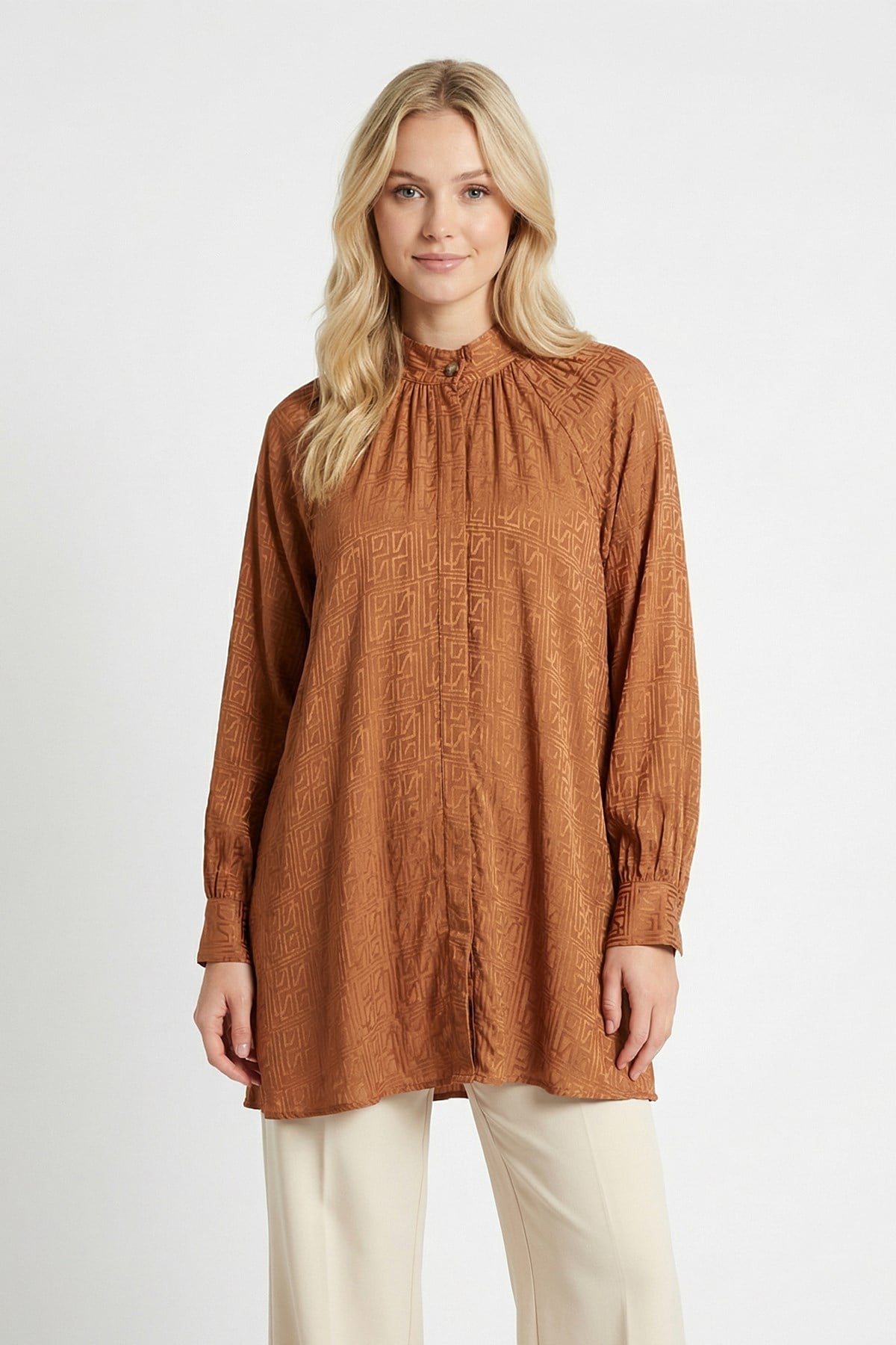 Camel Çiçek Düğmeli Jakarlı Tunik 4216A