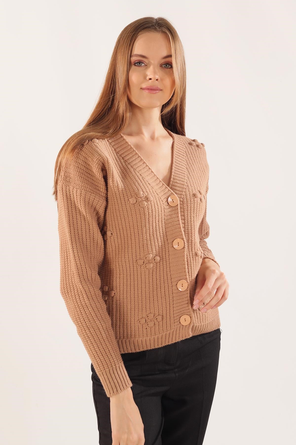 Camel Kabartma Desen Düğmeli Hırka 4002