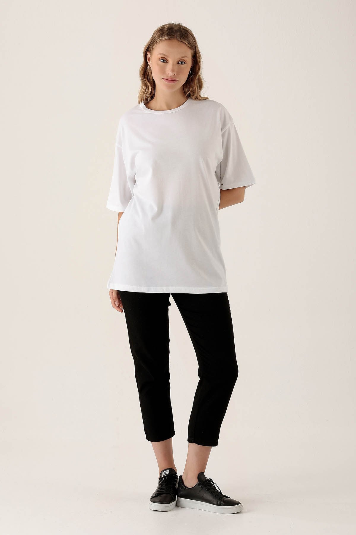 Ekru Bisiklet Yaka Oversize Tişört 9001M