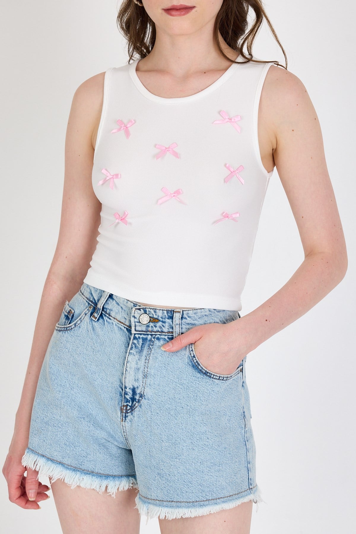Ekru Fiyonk İşlemeli Crop Örme Atlet 0849