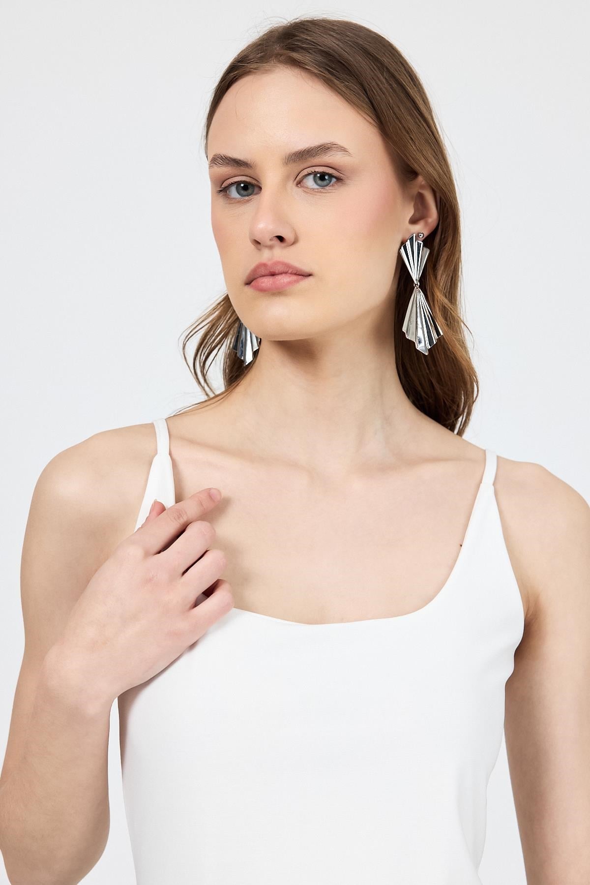 Ekru İnce Askılı Çıtçıtlı BodySuit 13255