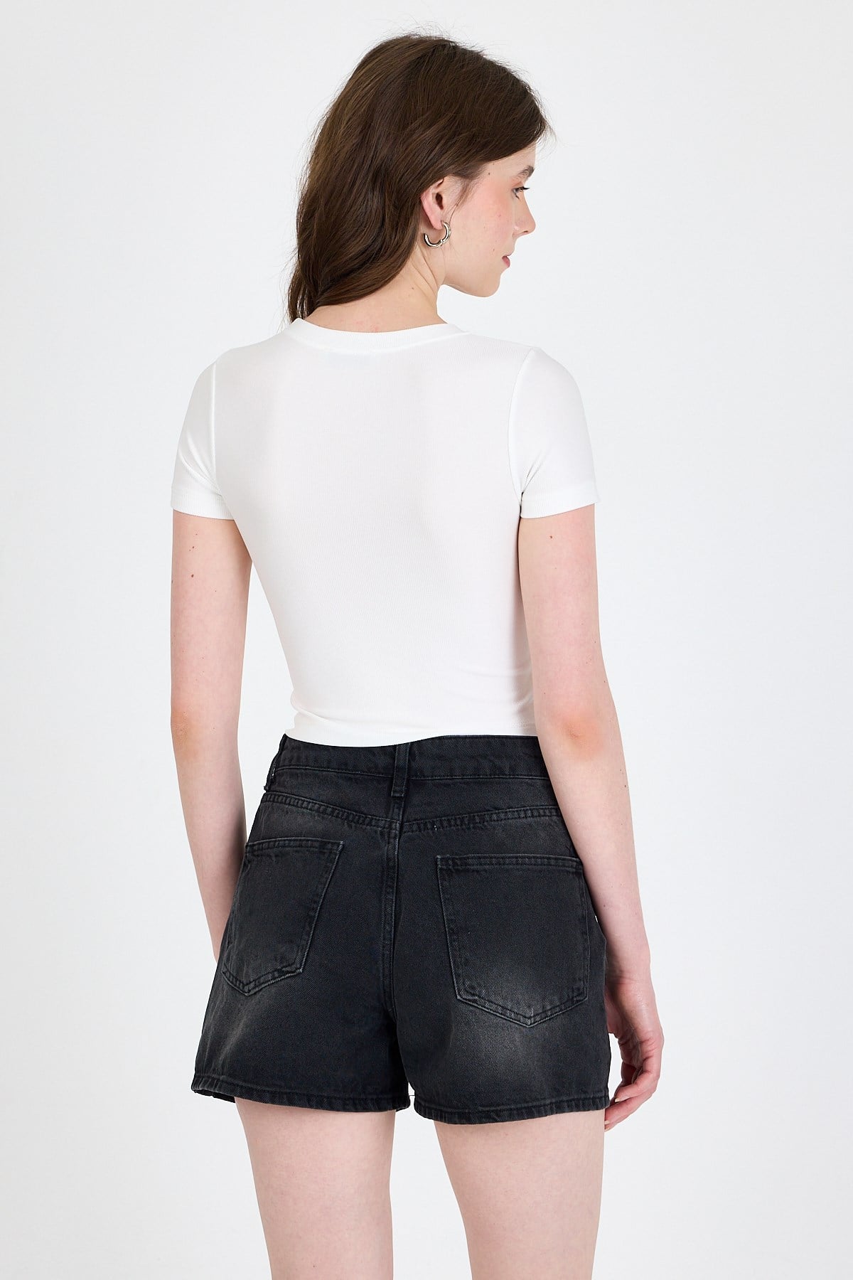Ekru Leopar Fiyonk Baskılı Taş Detaylı Slim Fit Crop Tişört 0549-1
