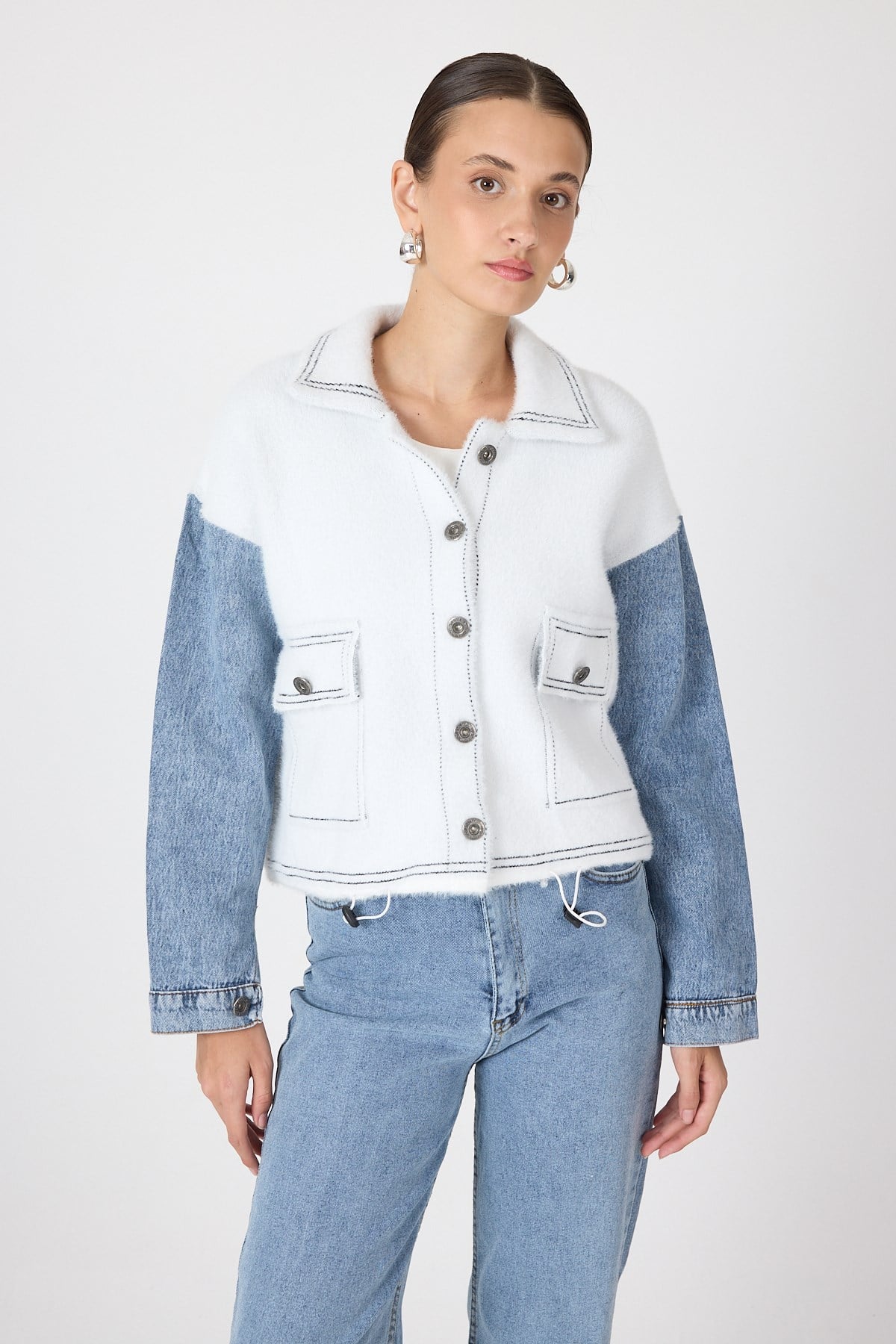 Ekru Peluş Görünümlü Denim Kollu Kadın Ceket 2225