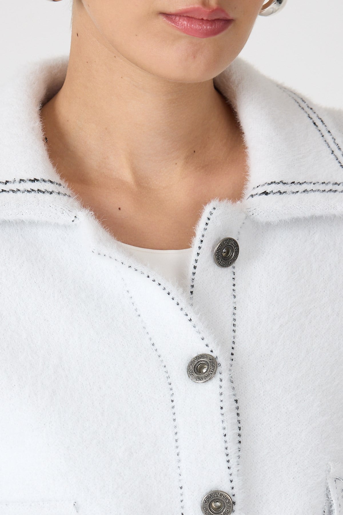 Ekru Peluş Görünümlü Denim Kollu Kadın Ceket 2225