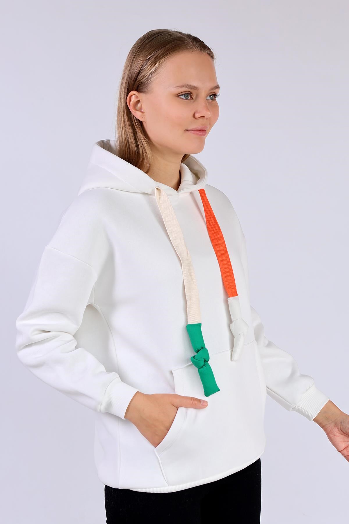 Ekru Renkli İpli Kapüşonlu Sweat 9173M