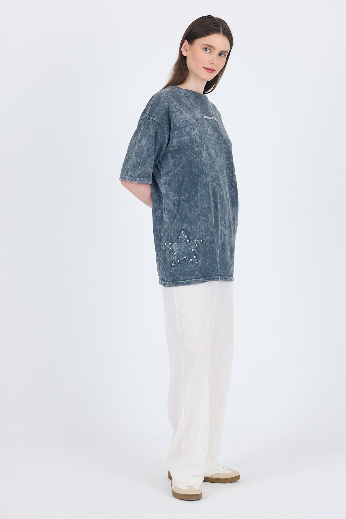 Füme İnci Yıldız Nakışlı Oversize Tişört 253018