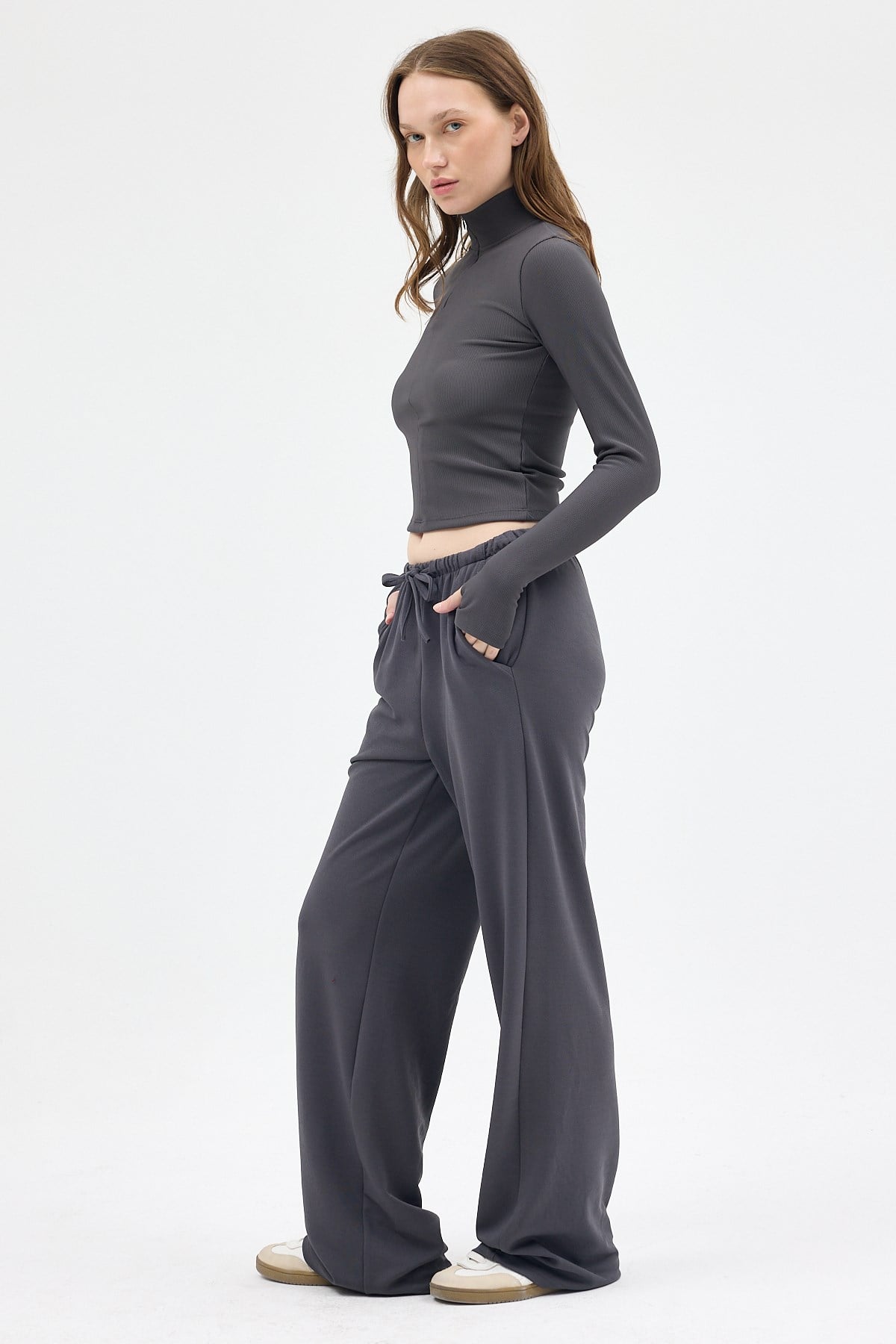 Füme Yarım Balıkçı Yaka Fermuarlı Body 2447