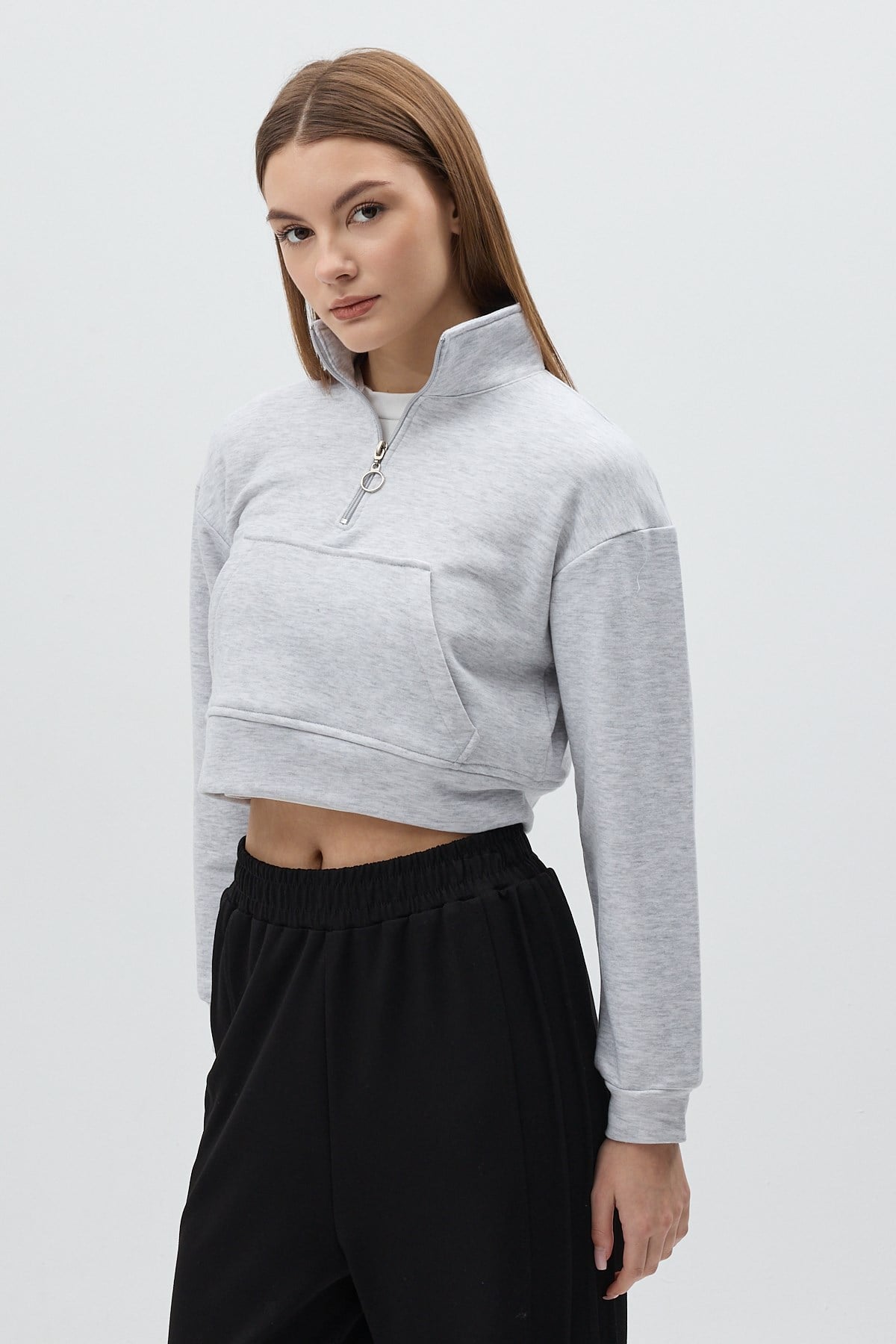 Gri Kapüşonlu Fermuarlı Cepli Pamuklu Kadın Sweatshirt 3115A