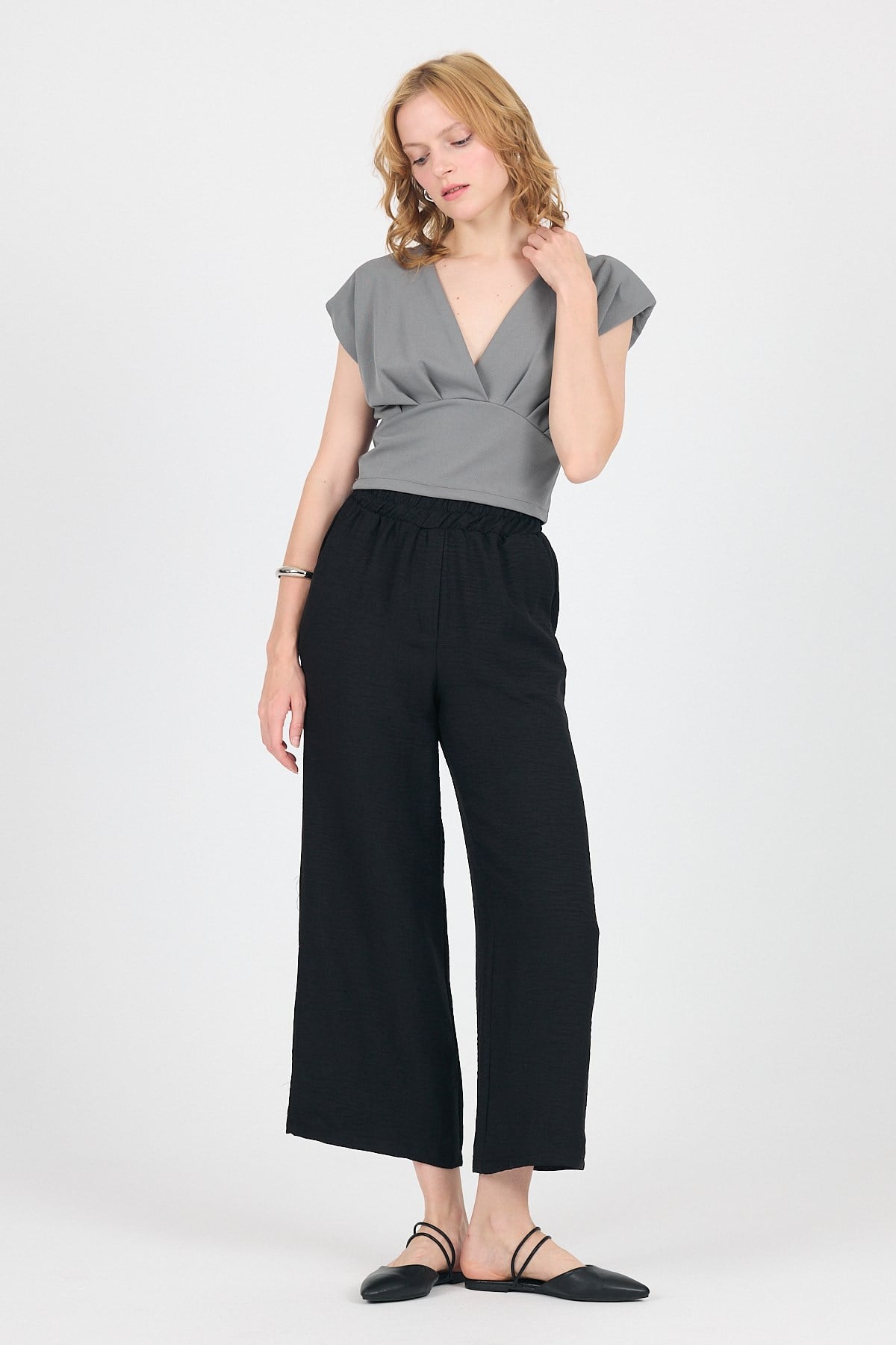 Gri Vatkalı V Yaka Kruvaze Crop Bluz 4227