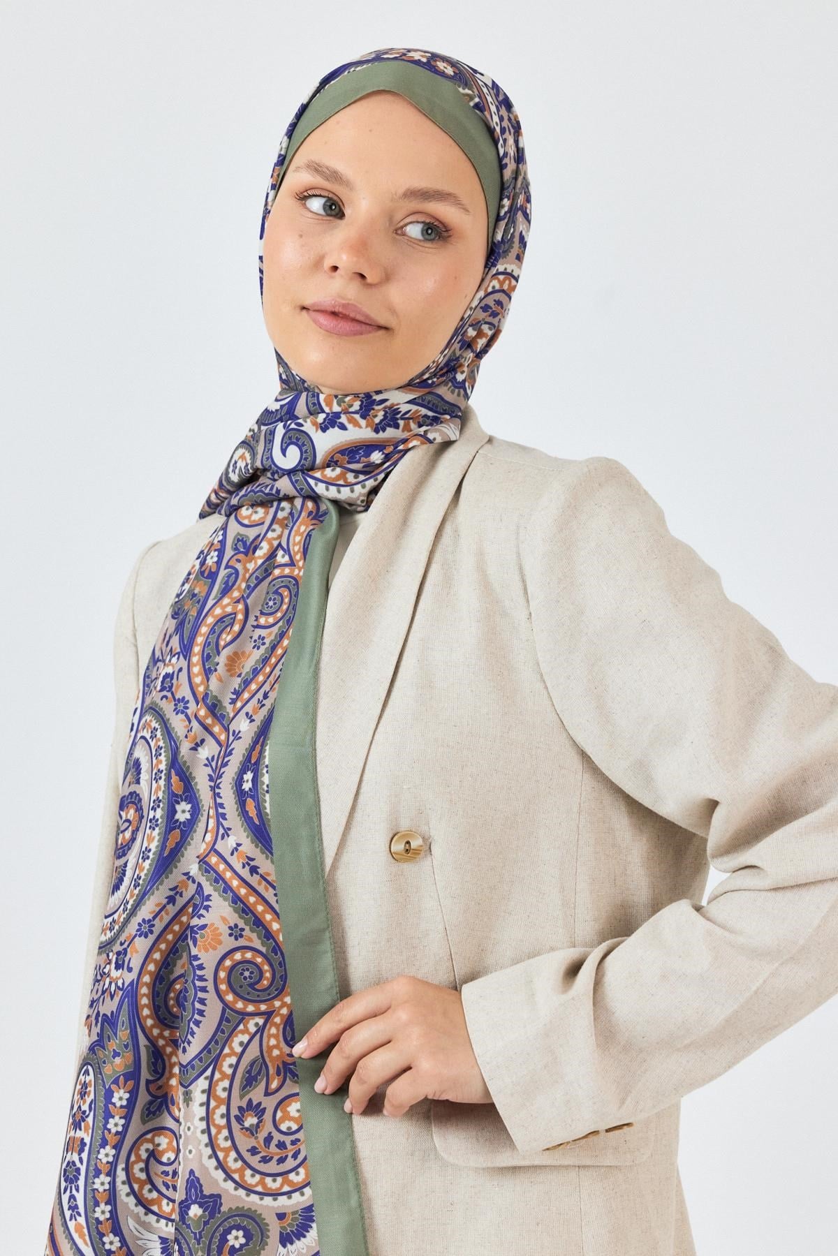 Haki Retro Desenli Şal 4004