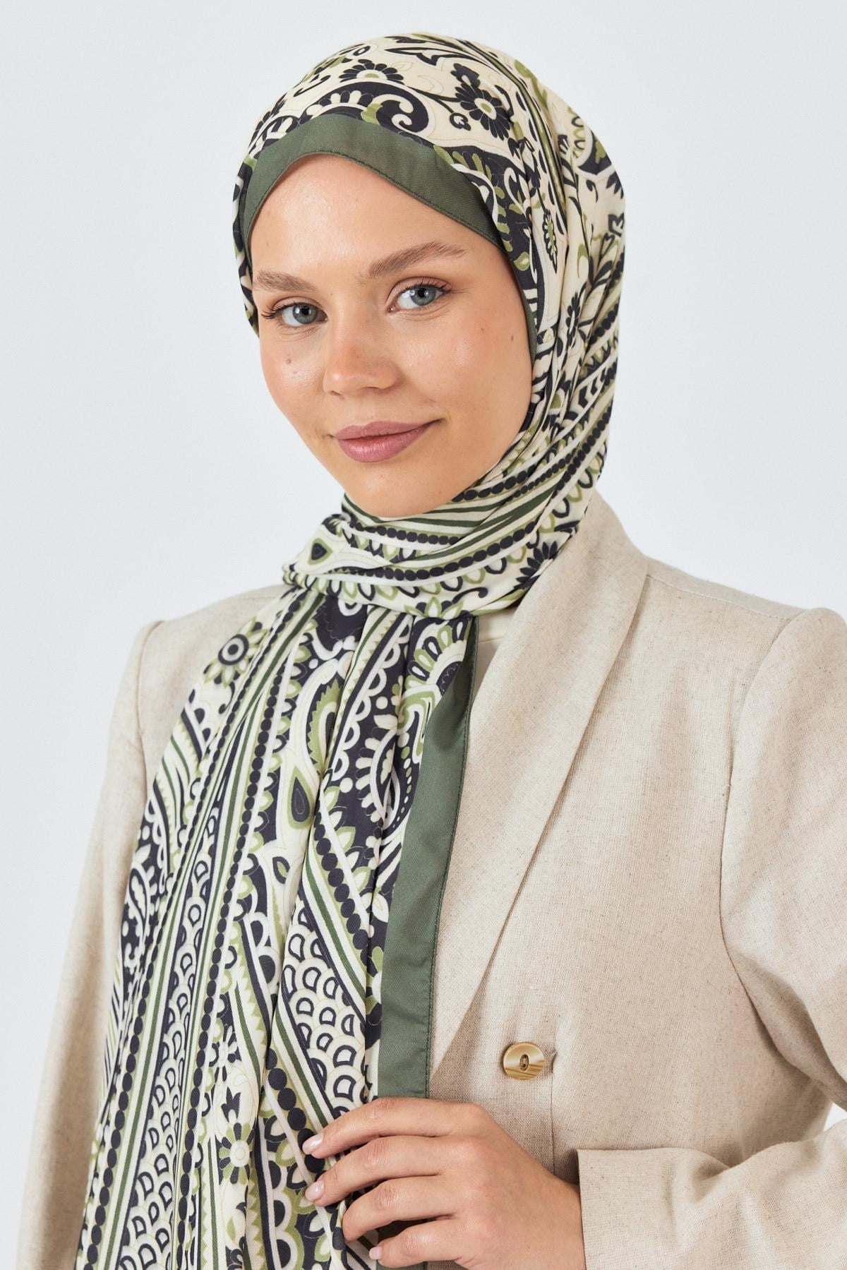 Haki-Siyah Retro Desenli Şal 5684