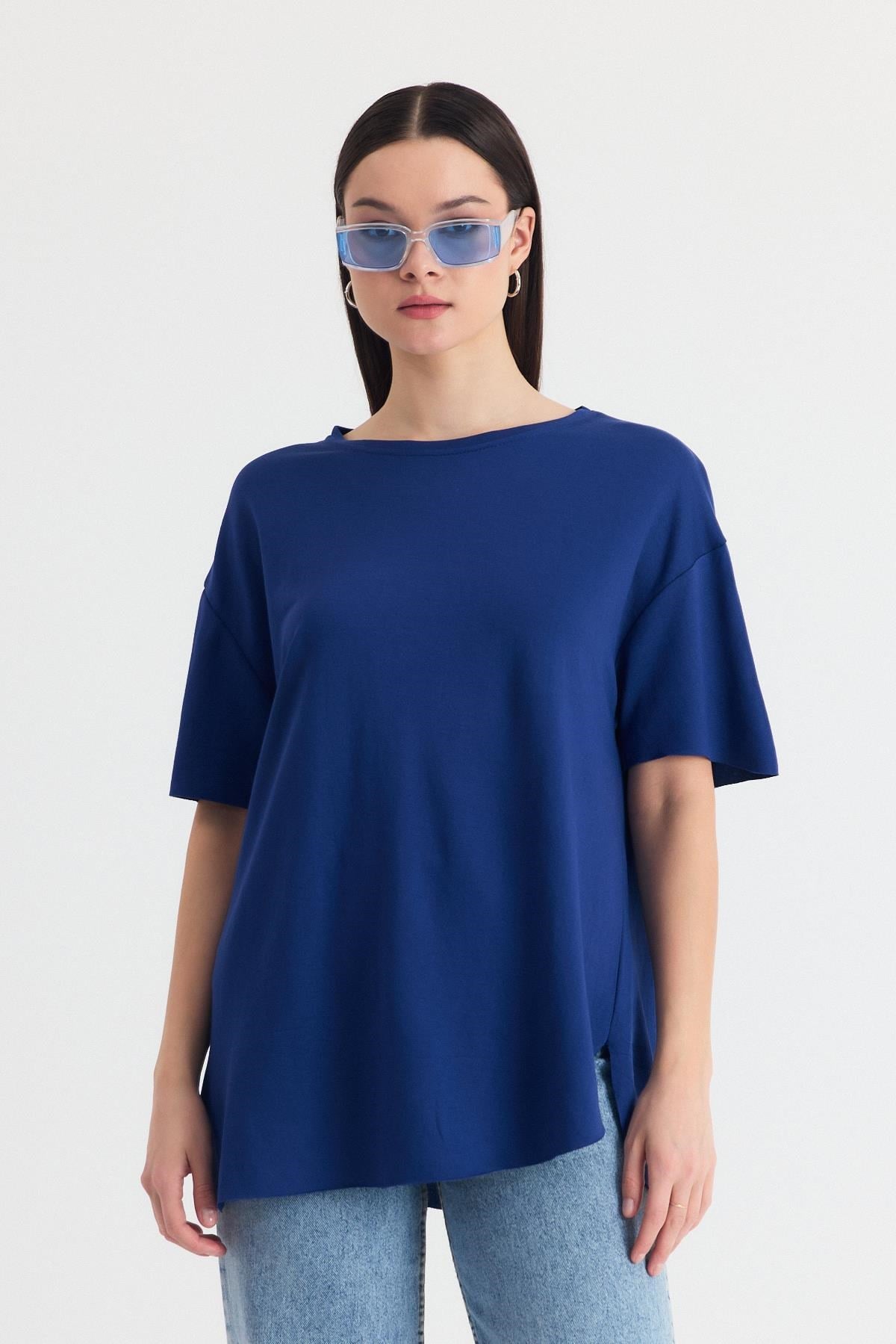 İndigo Yumuşak Dokulu Esnek Premium Kumaş Lazer Kesim Oversize Tişört 1868