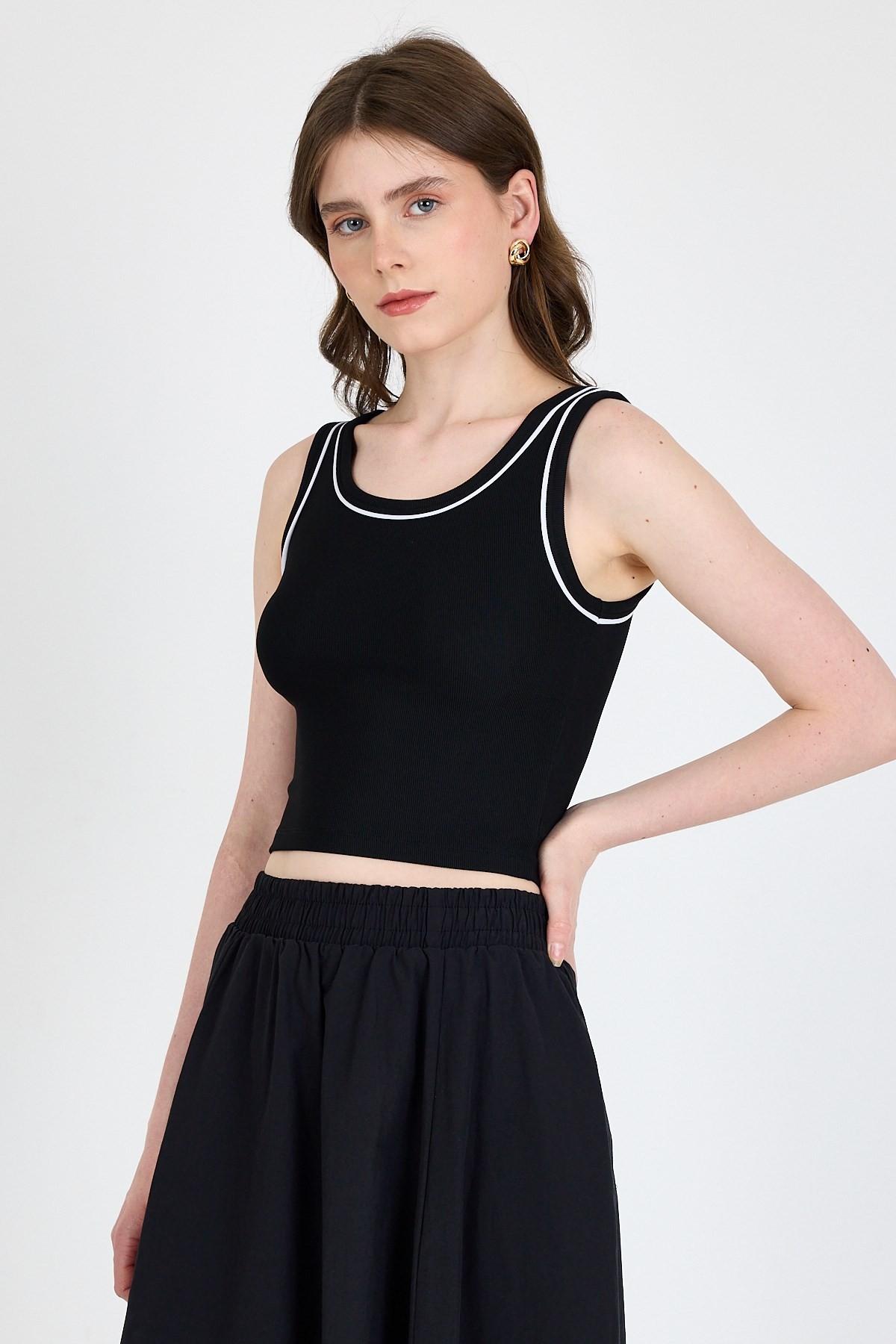 Kadın Atlet-Siyah Şerit Detaylı Örme Crop Atlet 1049-rulem