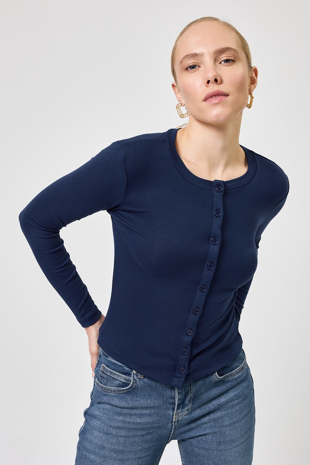 Kadın Body-Lacivert Ön Düğmeli Bisiklet Yaka Uzun Kollu Fitilli Kadın Body 8270A-rulem