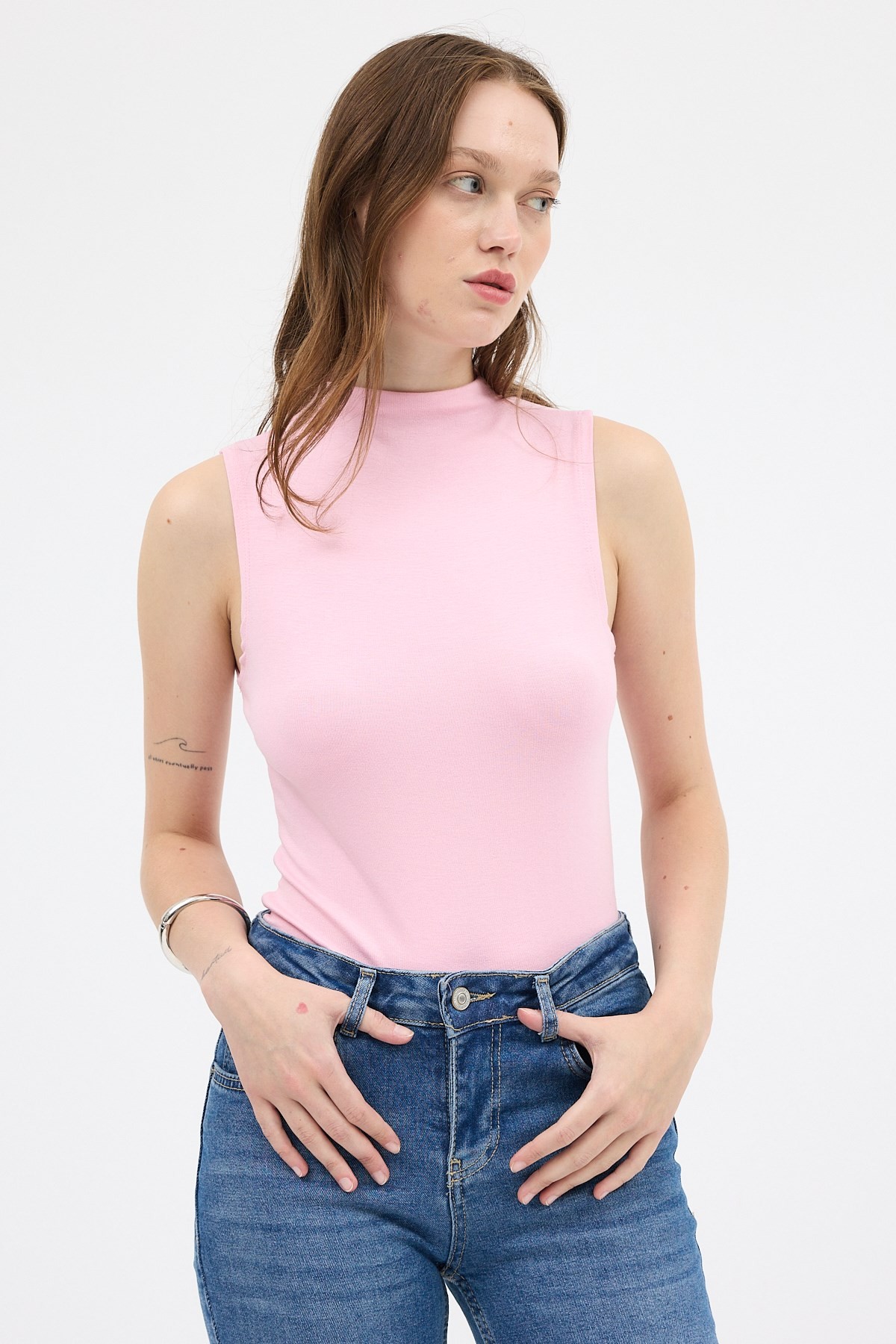 Kadın Body-Pembe Kadın Kolsuz Yüksek Yaka Body 8155A-rulem