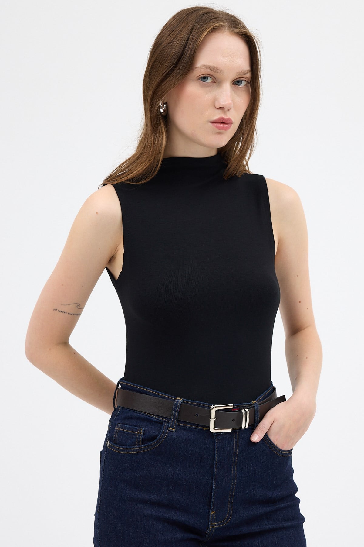 Kadın Body-Siyah Kadın Kolsuz Yüksek Yaka Body 8155A-rulem