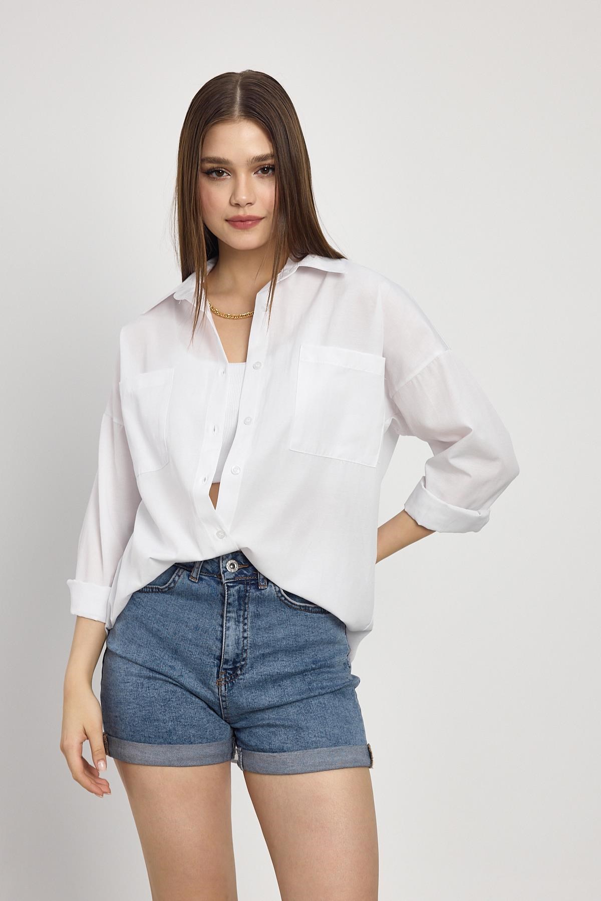 Kadın Gömlek-Beyaz Çift Cepli Oversize Uzun Basic Gömlek TCR 6256A-rulem
