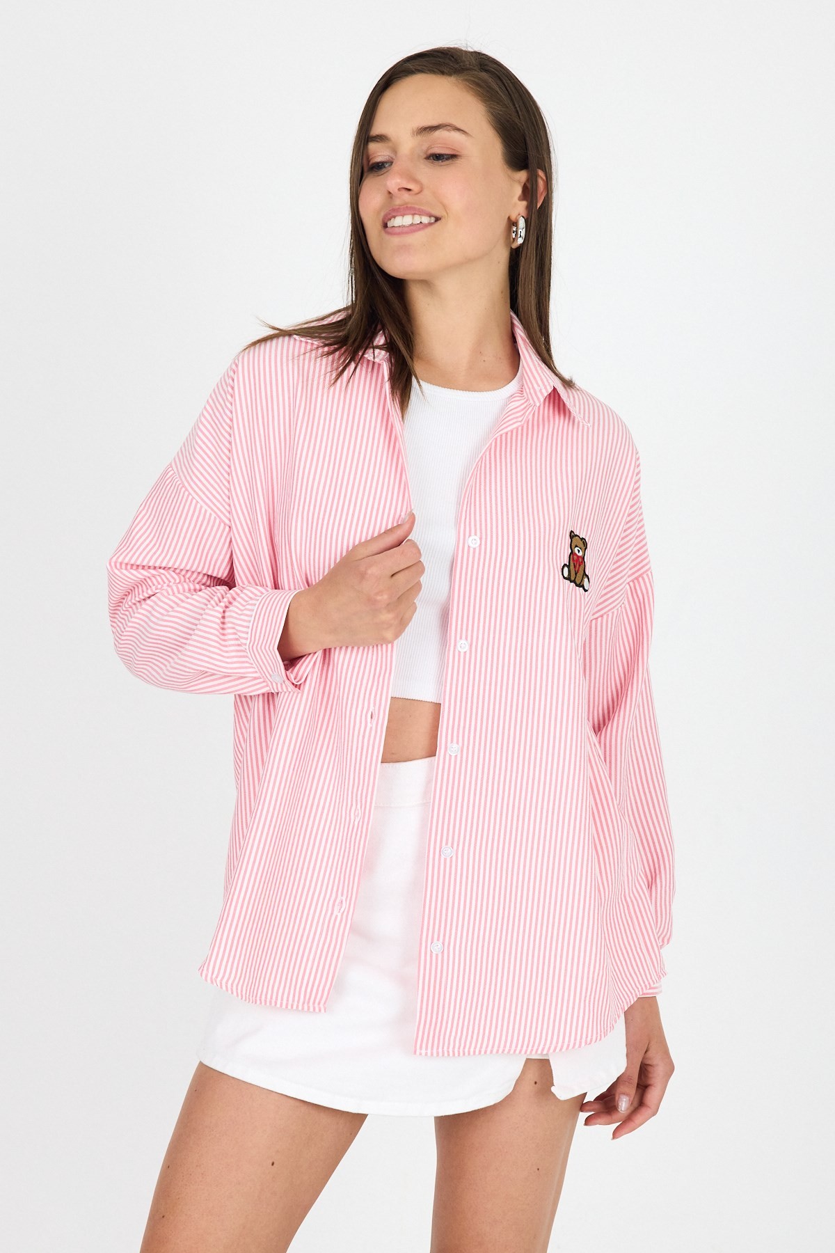 Kadın Gömlek-Pembe Çizgili Ayıcık Nakışlı Pamuklu Oversize Gömlek 4689A-rulem