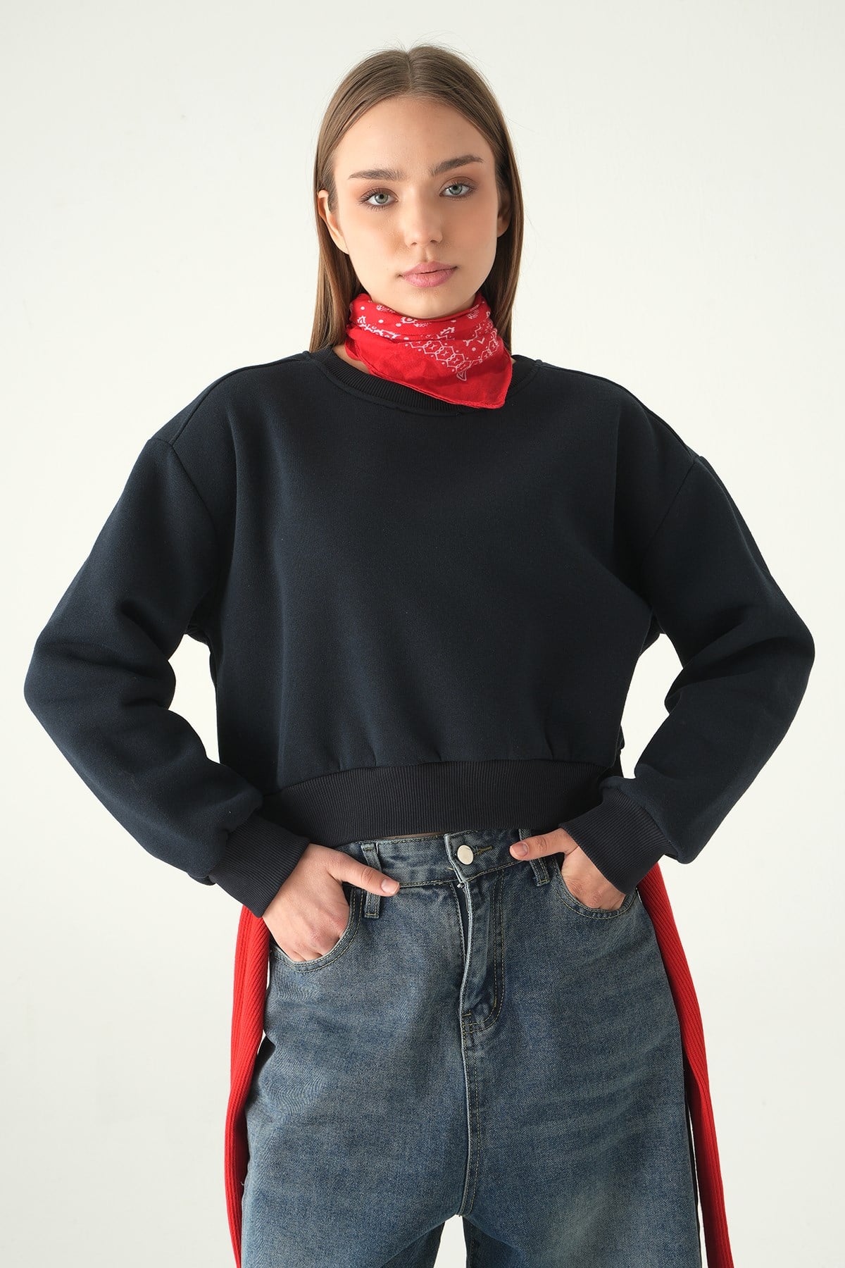 Kadın Pamuklu İçi Polarlı Oversize Yuvarlak Yakalı Laci Sweatshirt 9152M