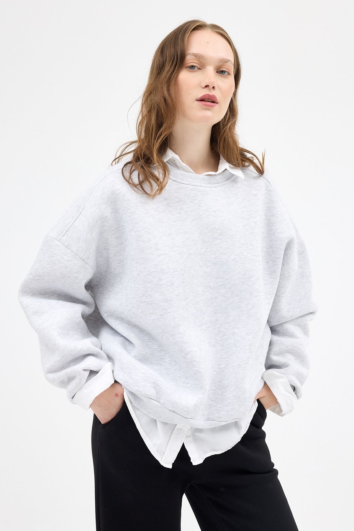 Kadın Pamuklu İçi Polarlı Oversize Yuvarlak Yakalı Karmelanj Sweatshirt 9152M