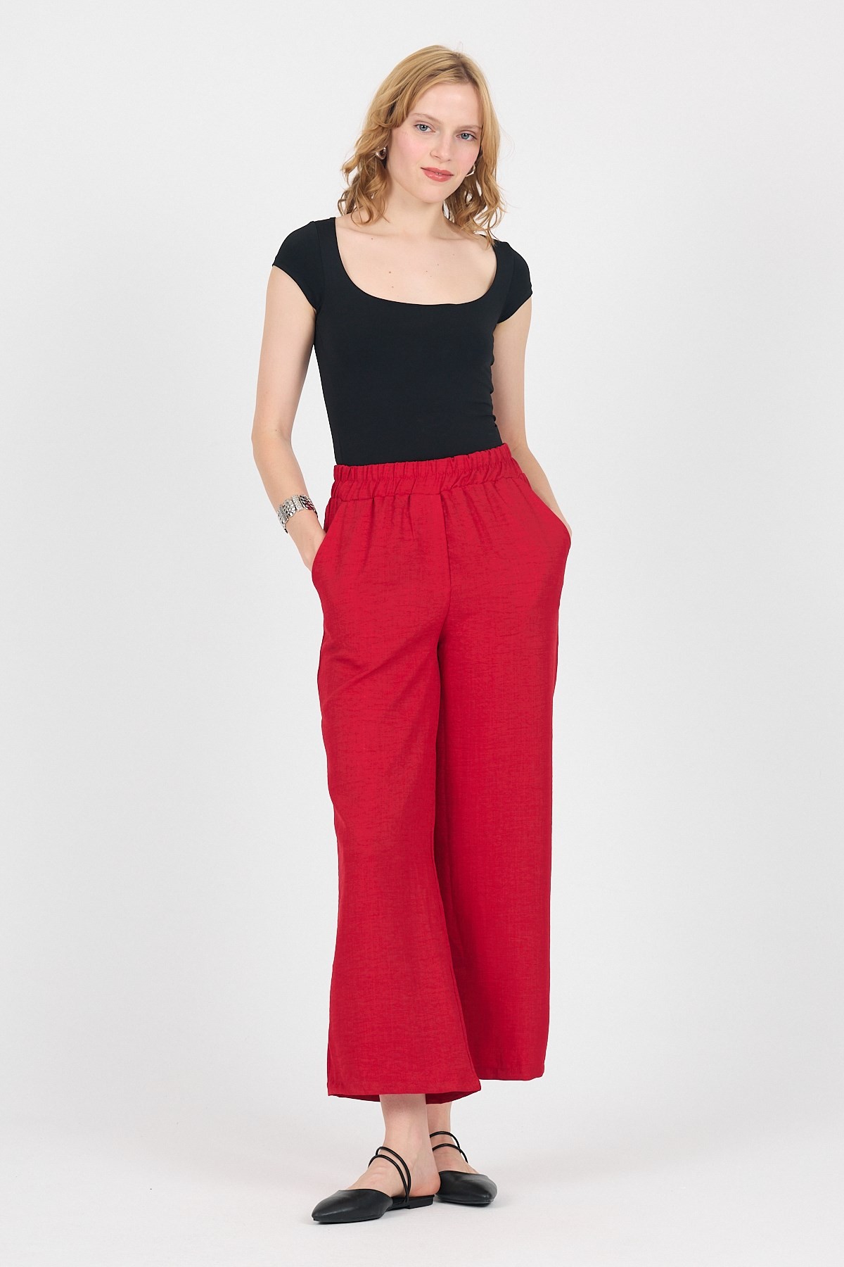 Kadın Pantolon-Kırmızı Pamuklu Beli Lastikli Bol Paça Pantolon 4657A-rulem