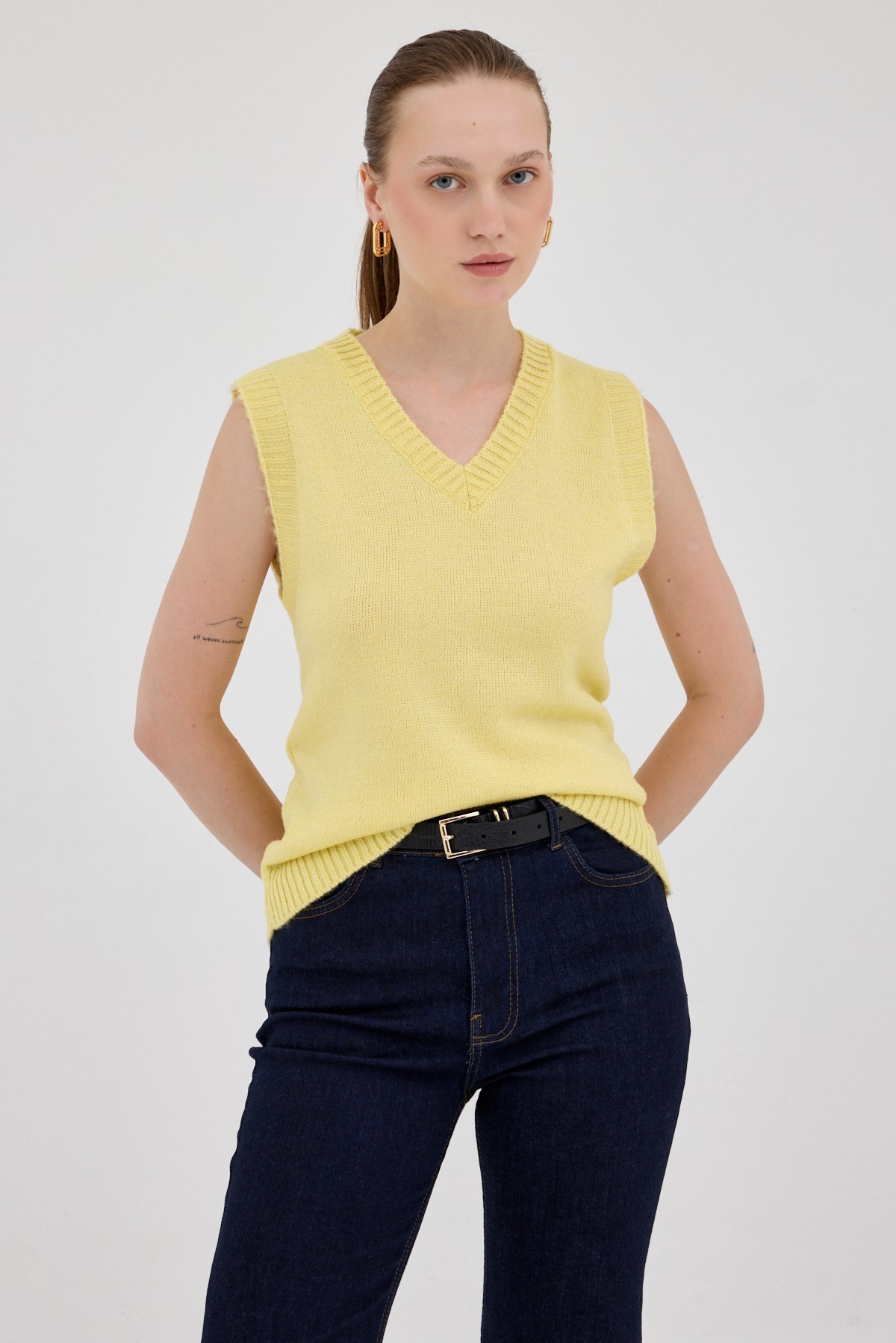 Kadın Süveter-Sarı Oversize V Yaka Kadın Süveter 2292-rulem