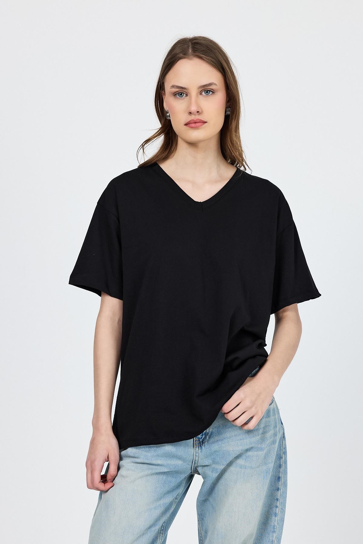 Kadın Tişört-Siyah V Yaka %100 Pamuk Comfort Fit Tişört 2143M-rulem