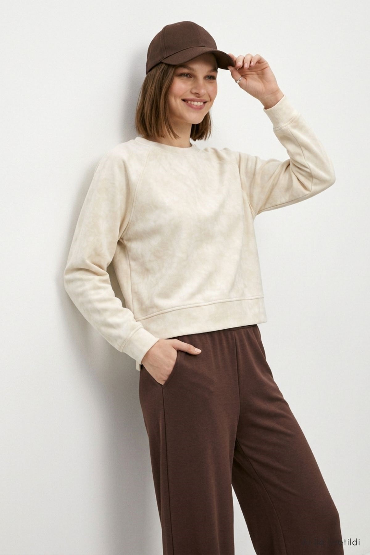 Kadın Üst Giyim-Kadın Sweatshirt-Bisiklet Yaka Kısa Sweat 3268A Ekru-rulem