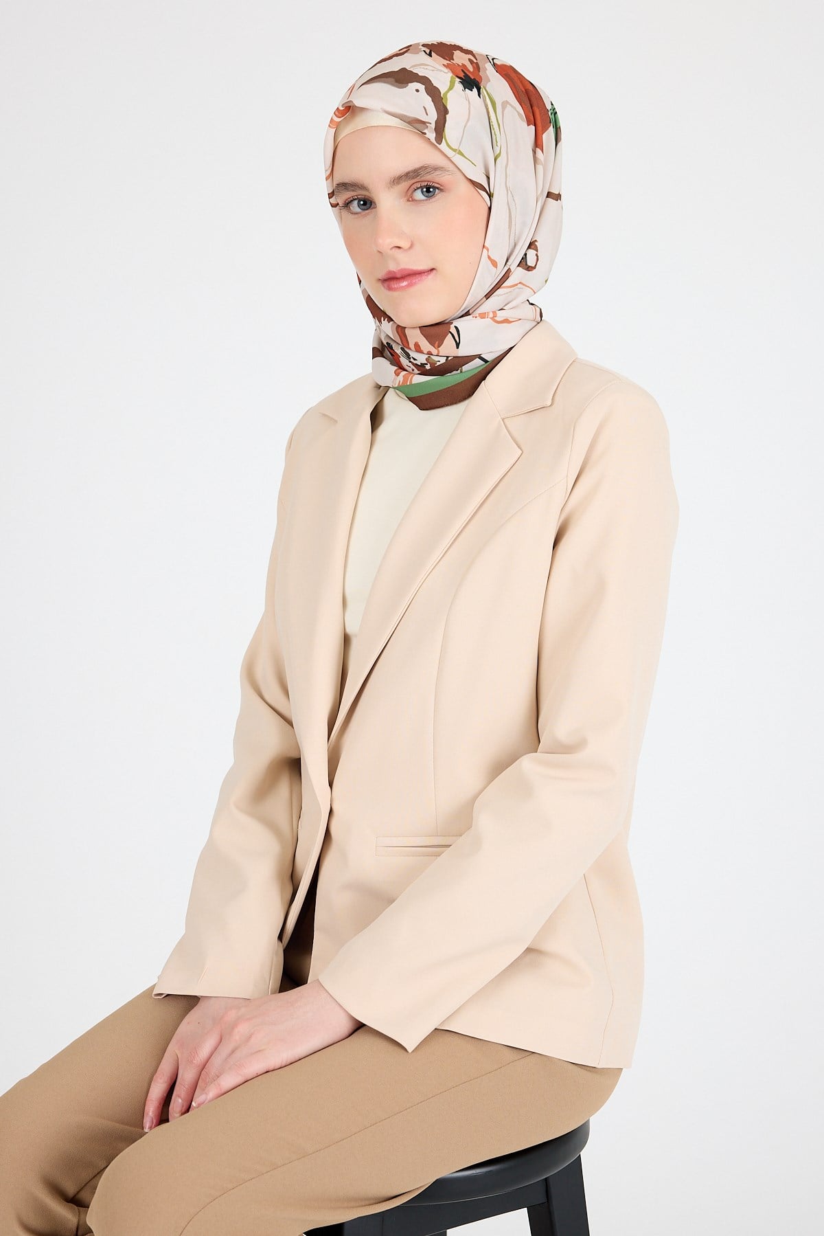 Kahve Çiçek Desenli Eşarp 5693