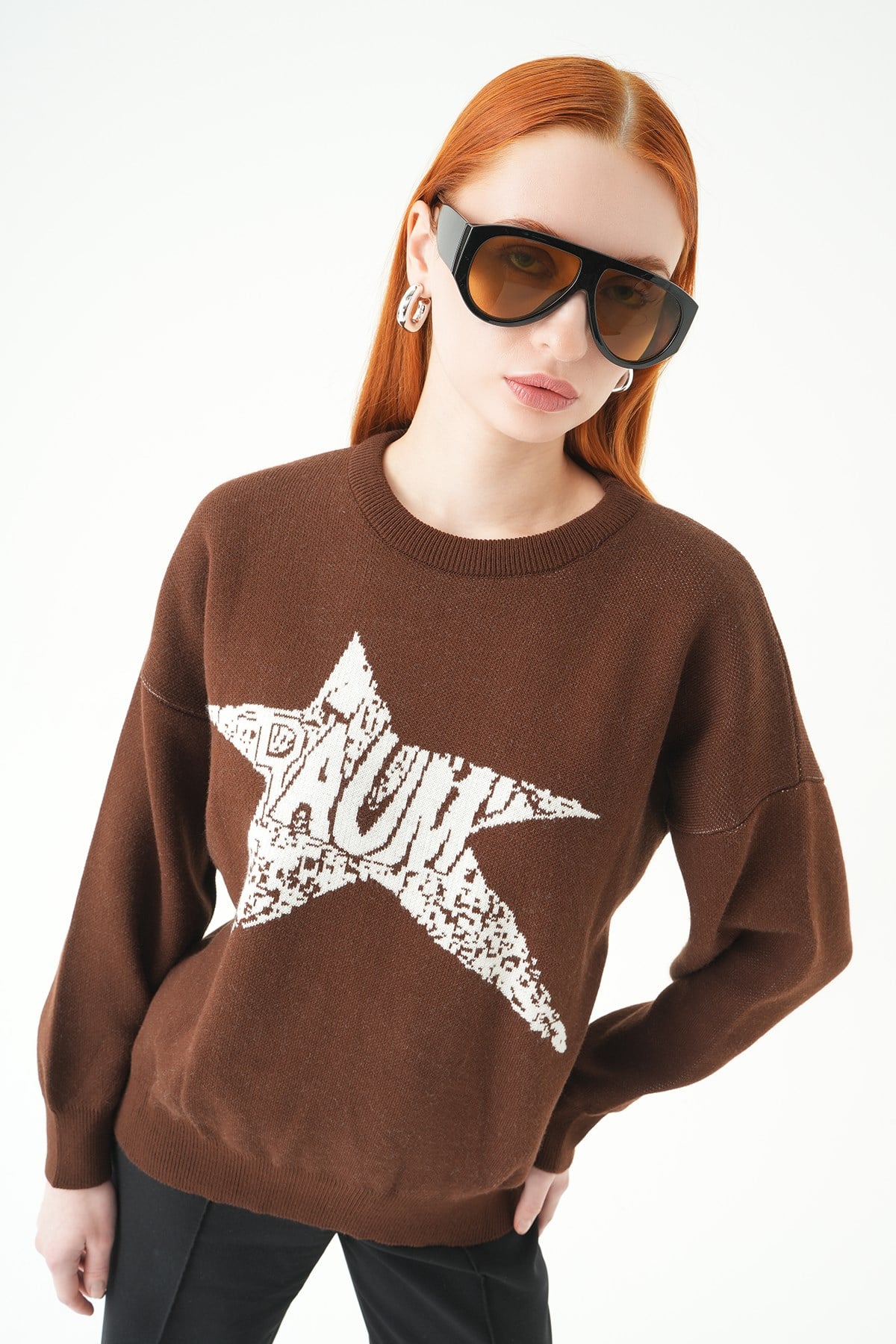 Kahve - Ekru Yıldız Baskılı Oversize Kazak 2474