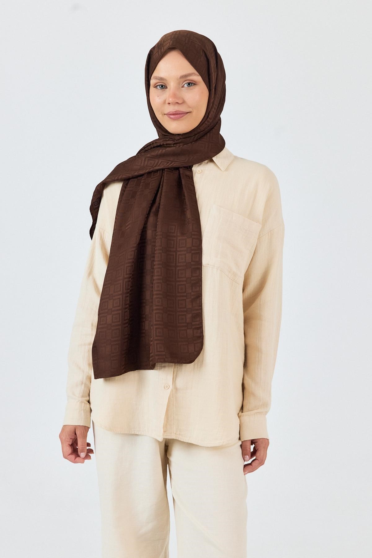 Kahve Kare Desen Jakar Şal 5692