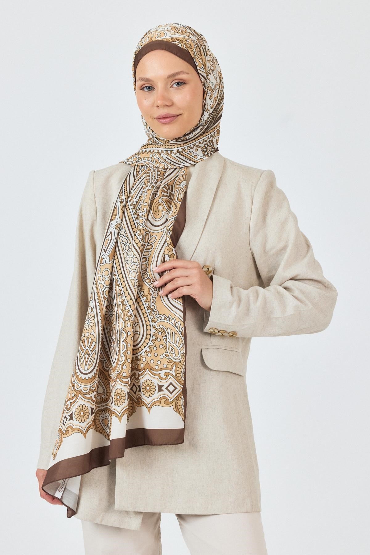 Kahve Retro Desenli Şal 5684