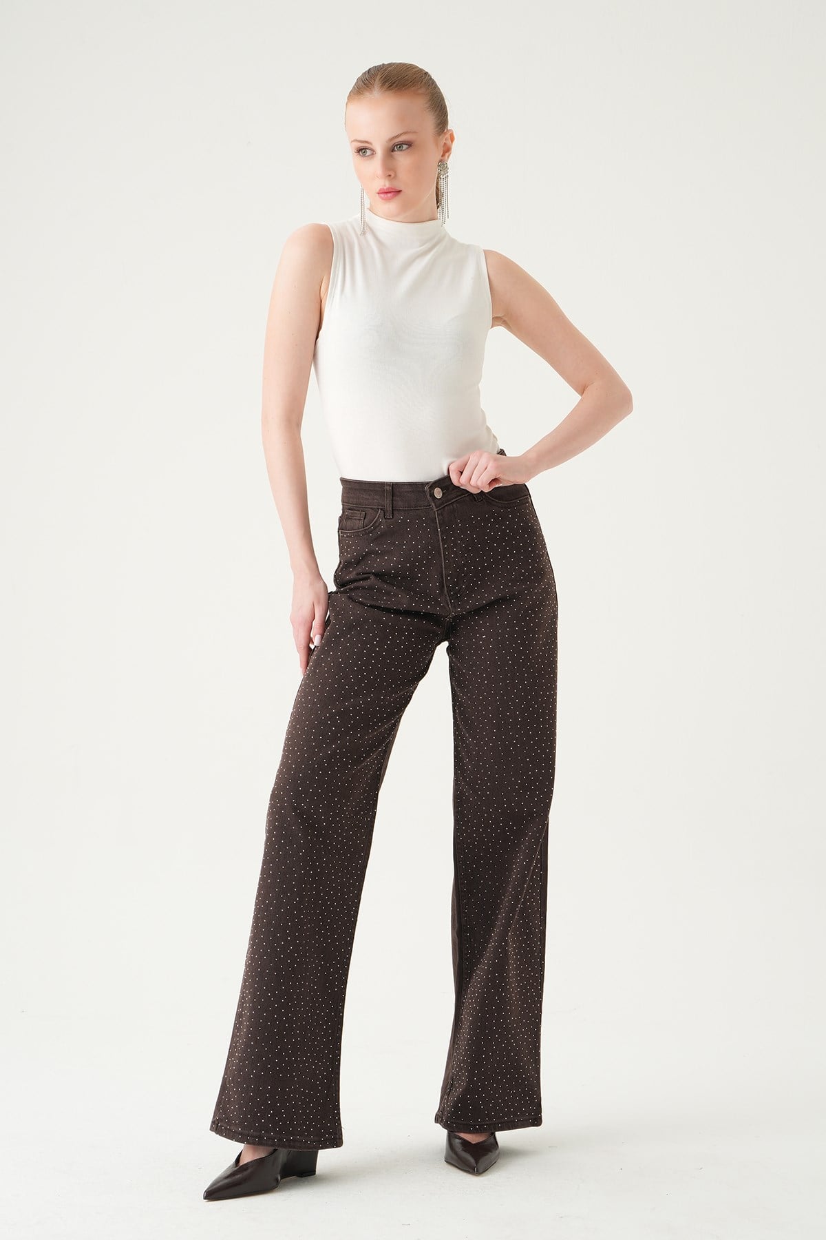 Kahve Taşlı Geniş Paça Jean 4910