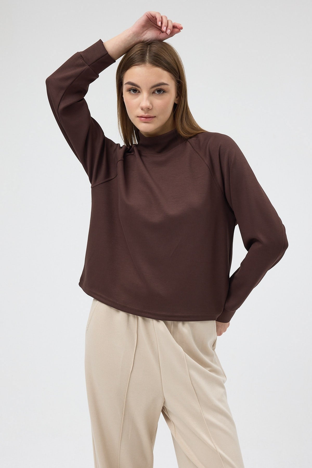 Kahverengi Dik Yaka Reglan Kol Kadın Sweat 8252A