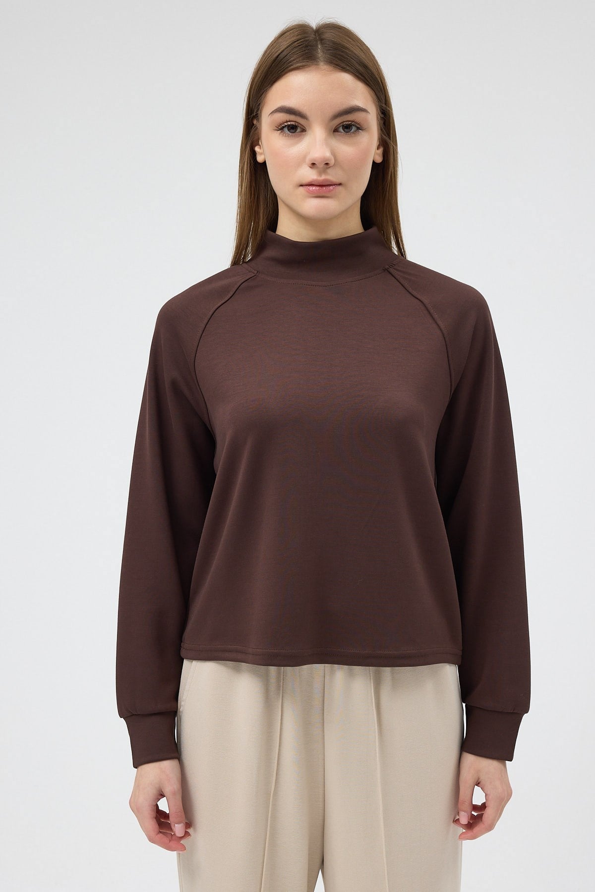 Kahverengi Dik Yaka Reglan Kol Kadın Sweat 8252A