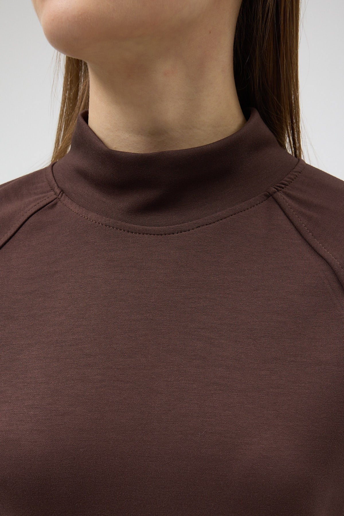Kahverengi Dik Yaka Reglan Kol Kadın Sweat 8252A