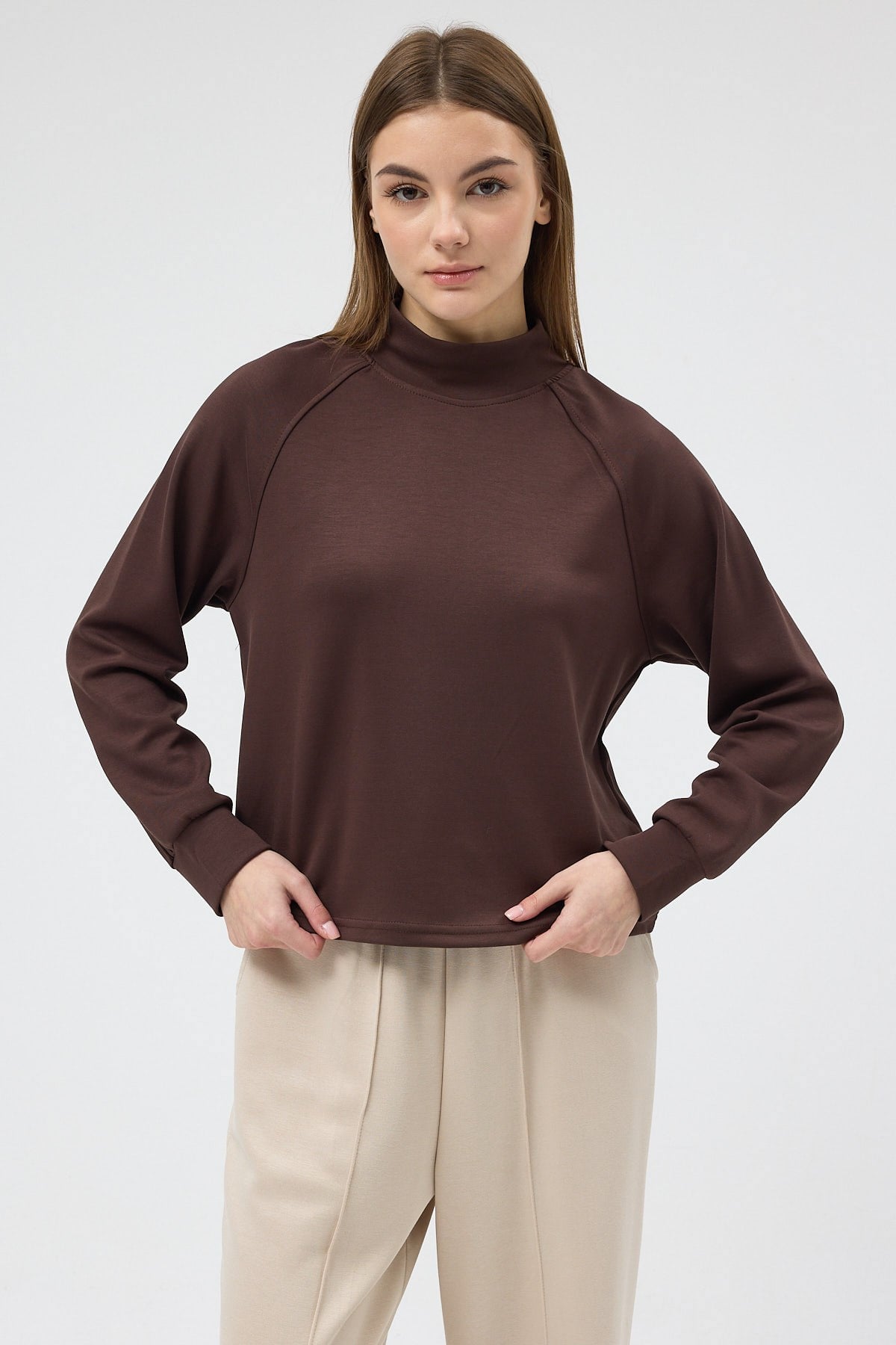 Kahverengi Dik Yaka Reglan Kol Kadın Sweat 8252A