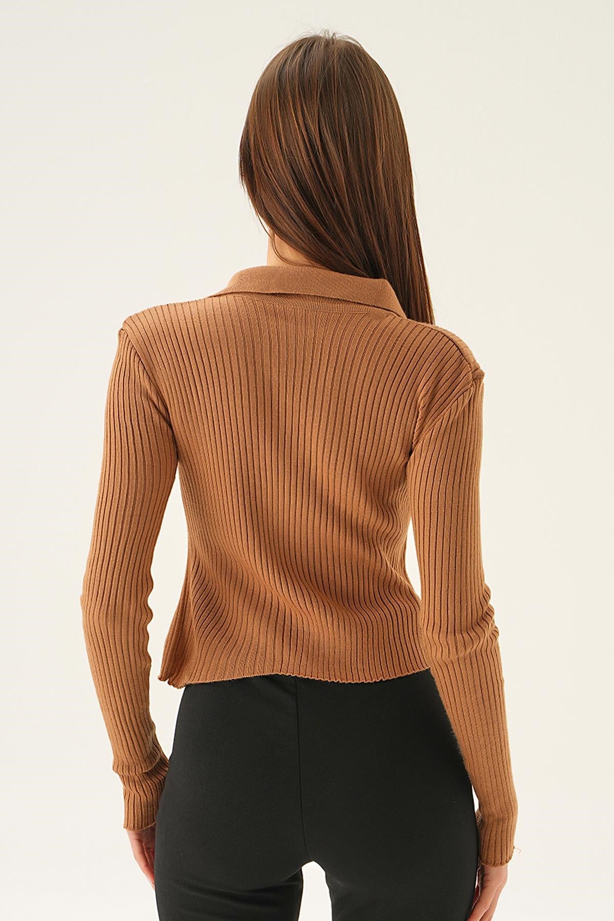 Karamel Polo Yaka Düğmeli Kazak 5287