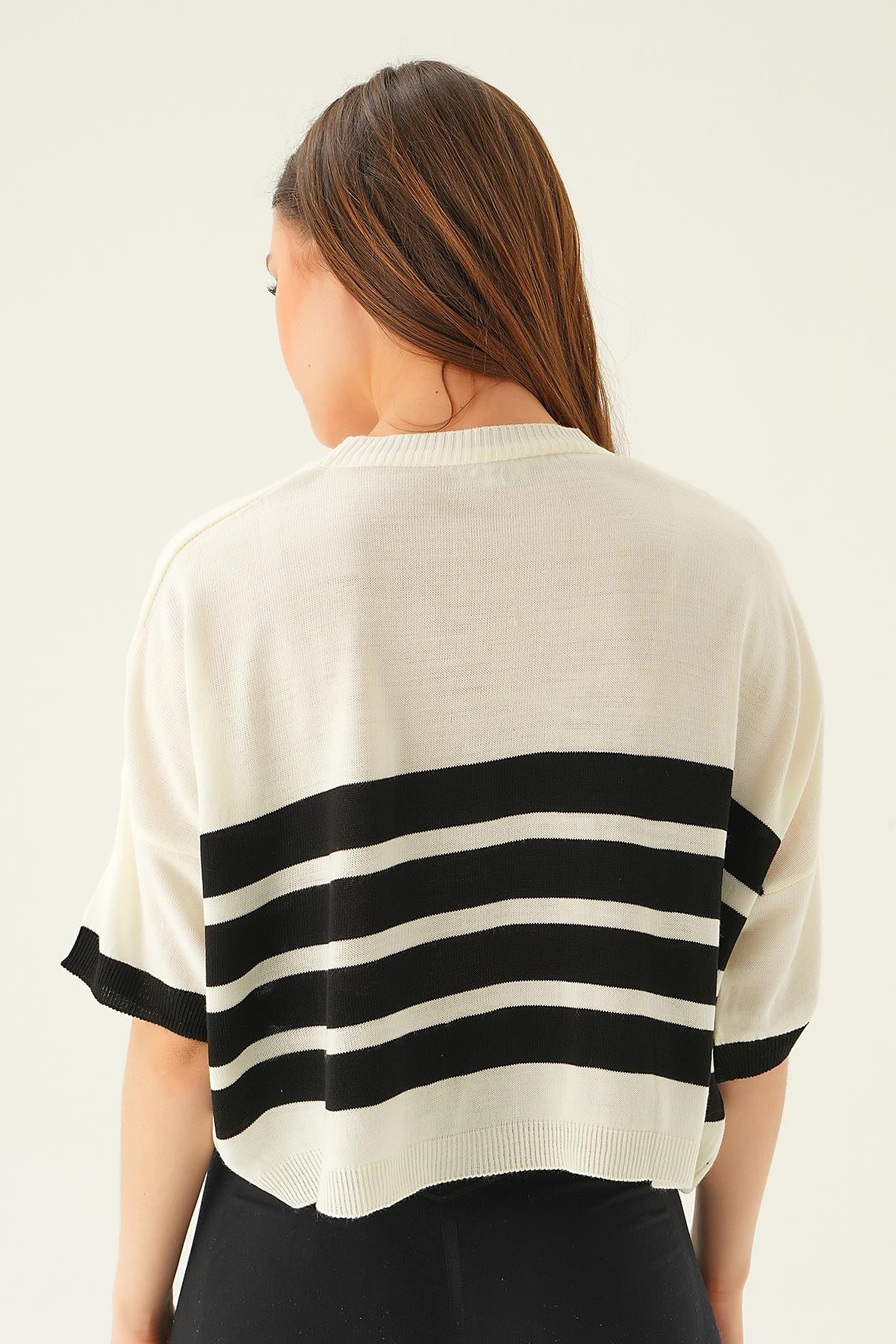 Kemik Çizgi Detay Oversize Tişört 1454