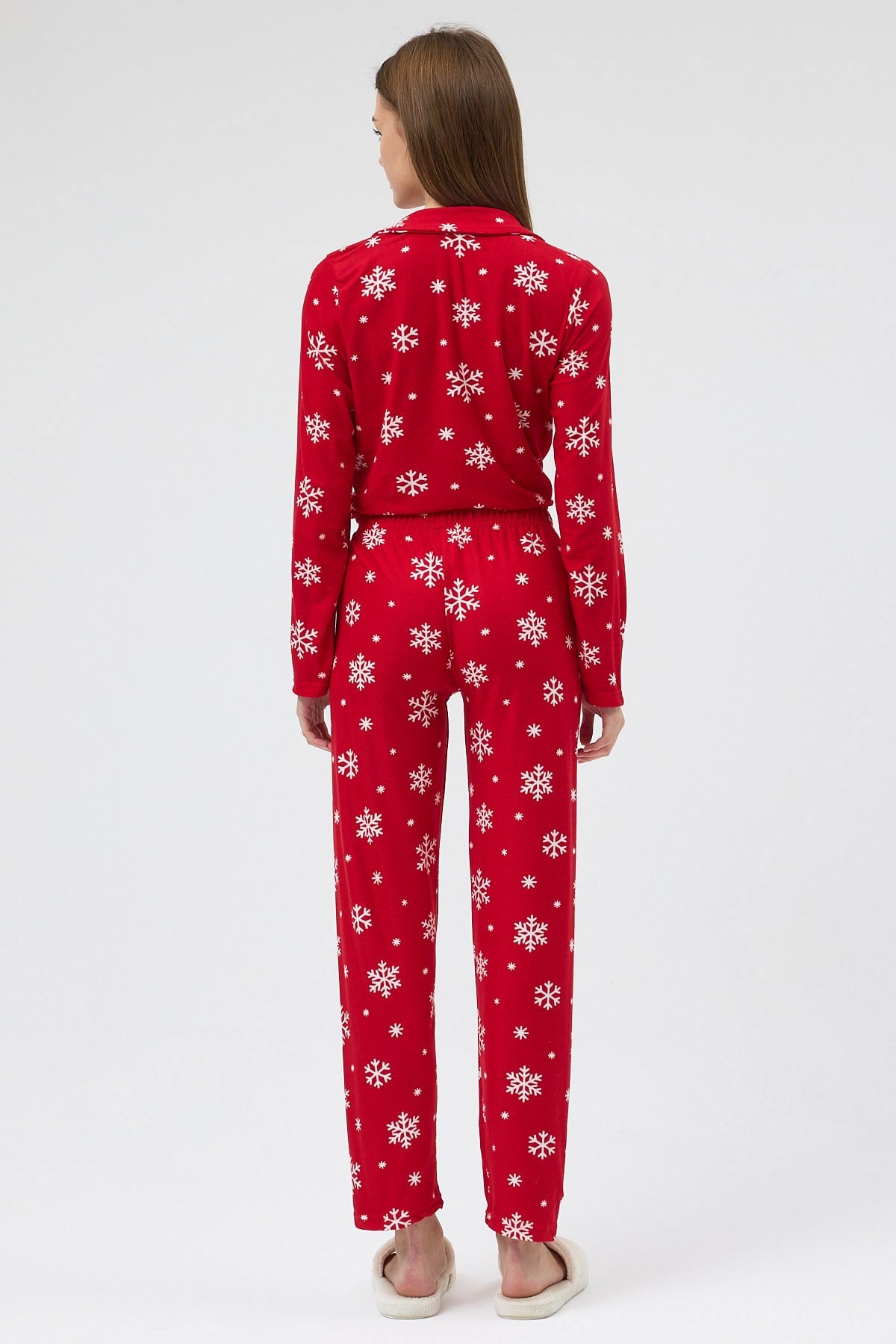 Kırmızı Kar Tanesi Desenli Düğmeli Kadın Pijama Takımı 3005