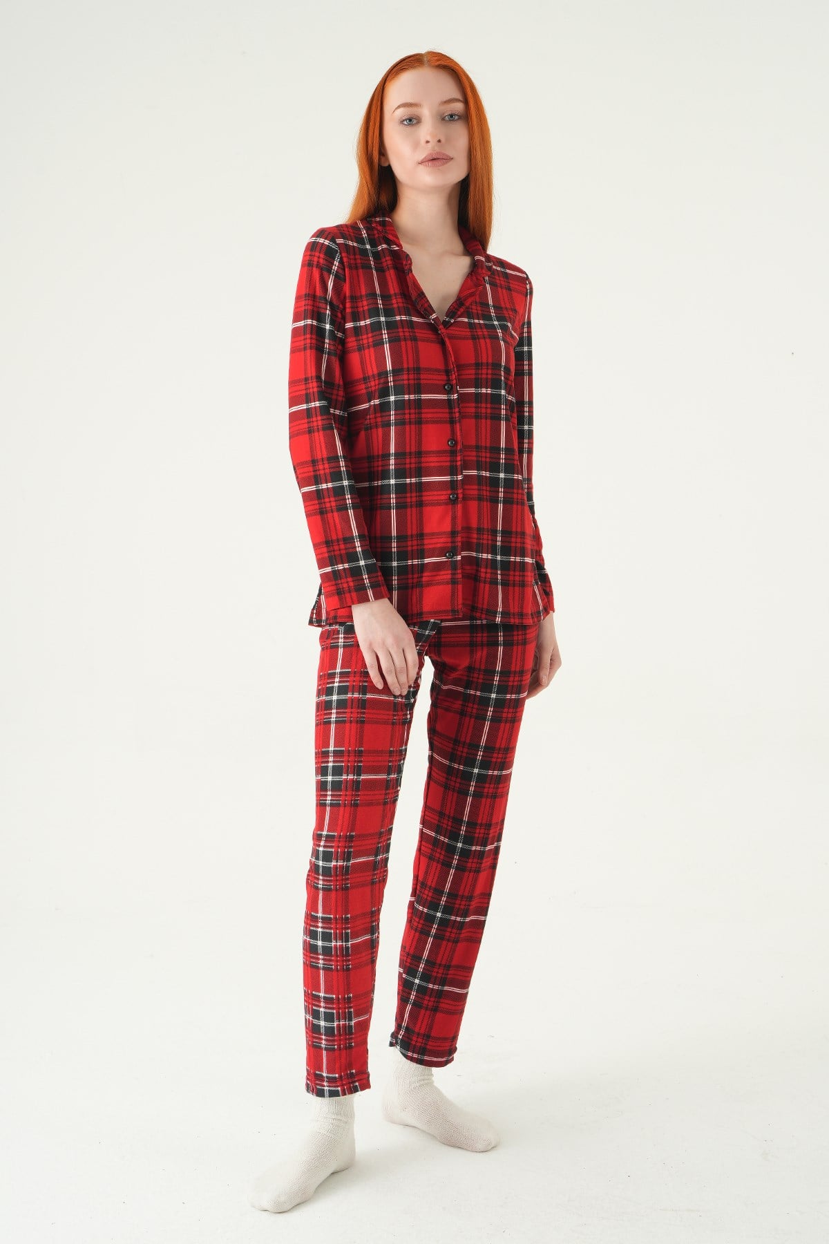 Kırmızı Kare Desen Düğmeli Pijama Takımı 3414