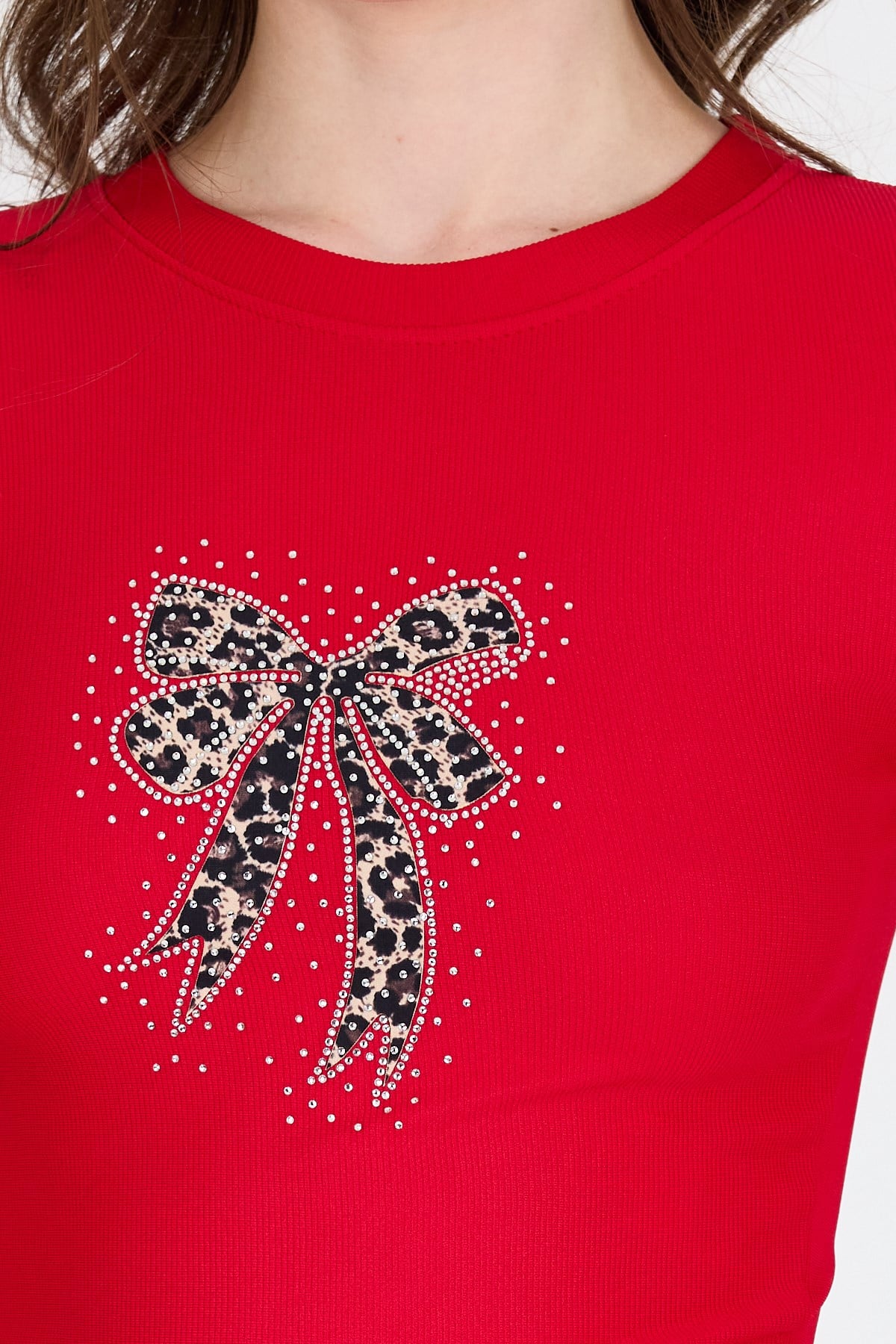 Kırmızı Leopar Fiyonk Baskılı Taş Detaylı Slim Fit Crop Tişört 0549-1