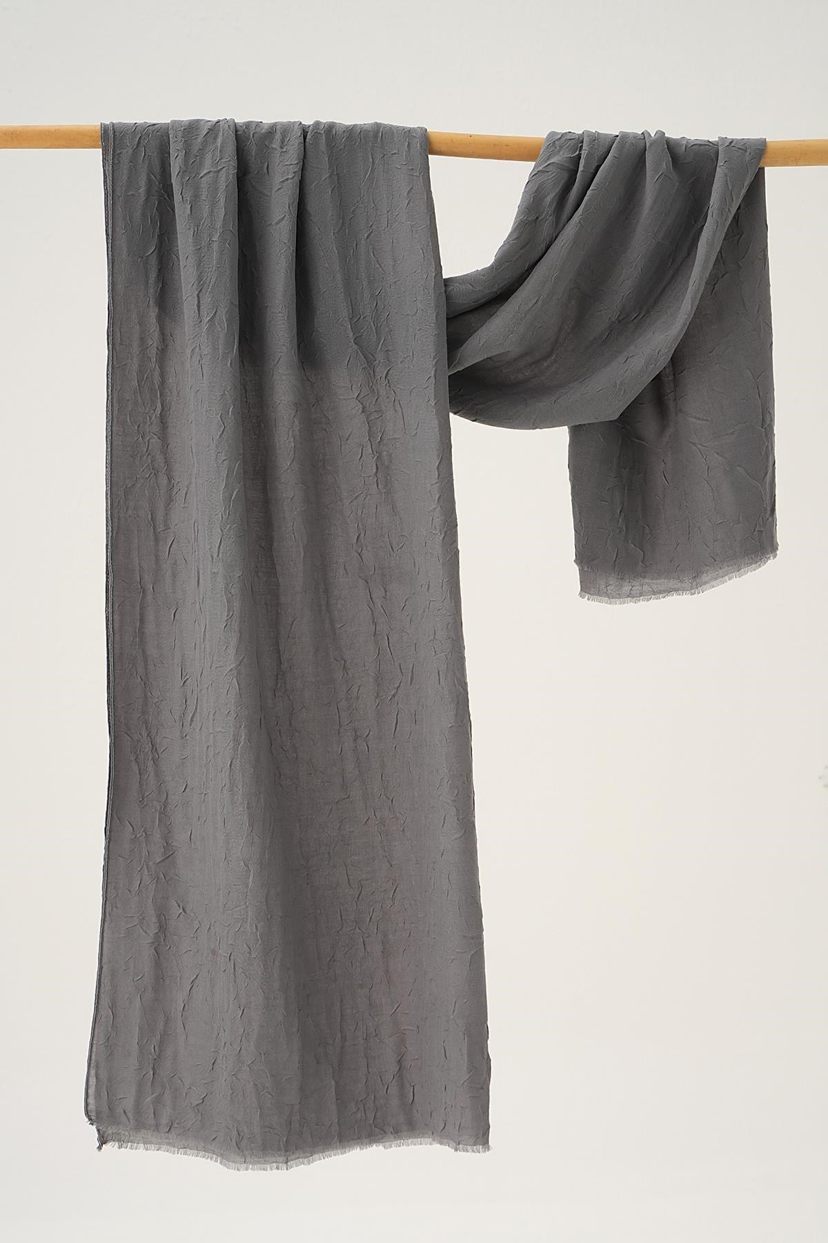Koyu Gri Bambu Kraş Şal 5675