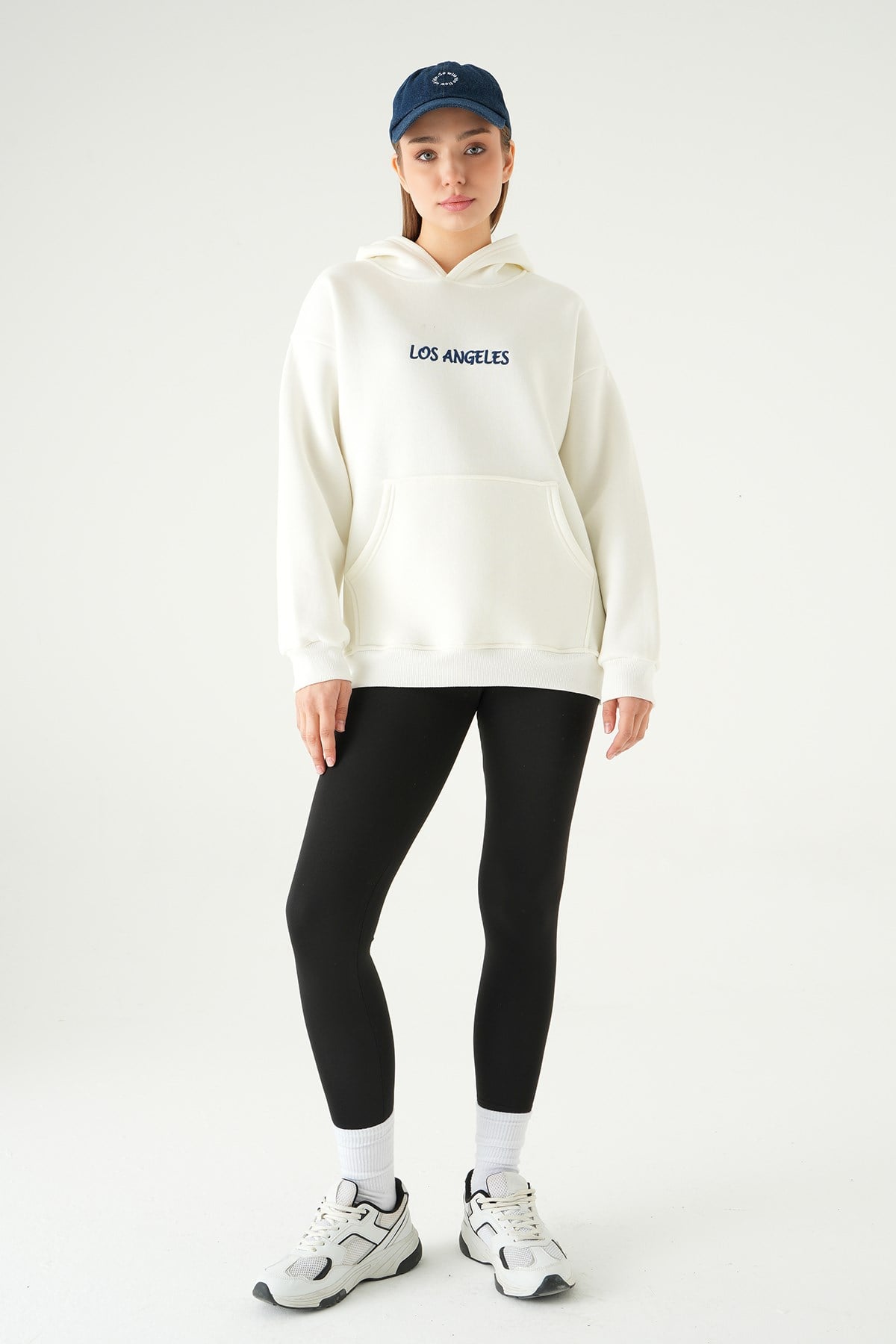 Krem Los Angeles Baskılı Sweat 1042